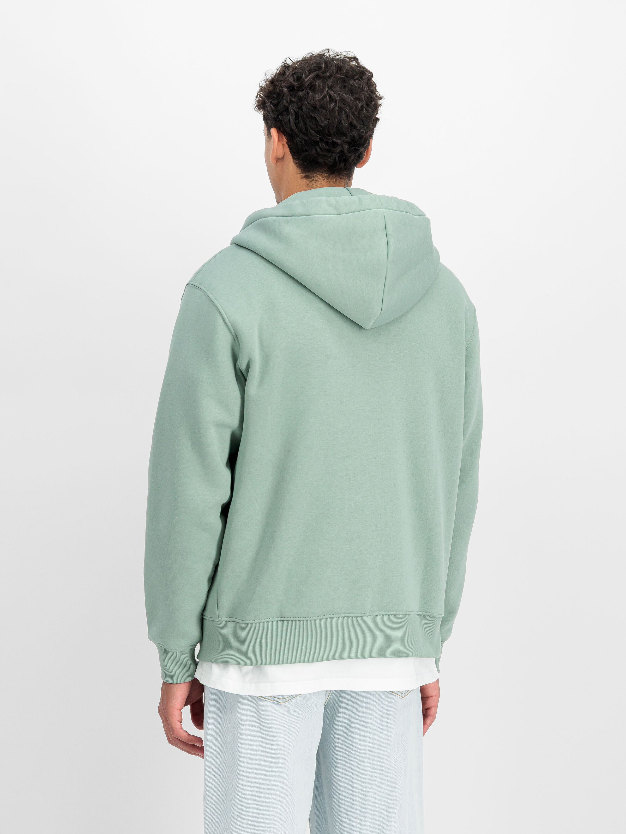 Basic Small Logo Zip Hoodie frost green 118342_30_2_model_00003_197175