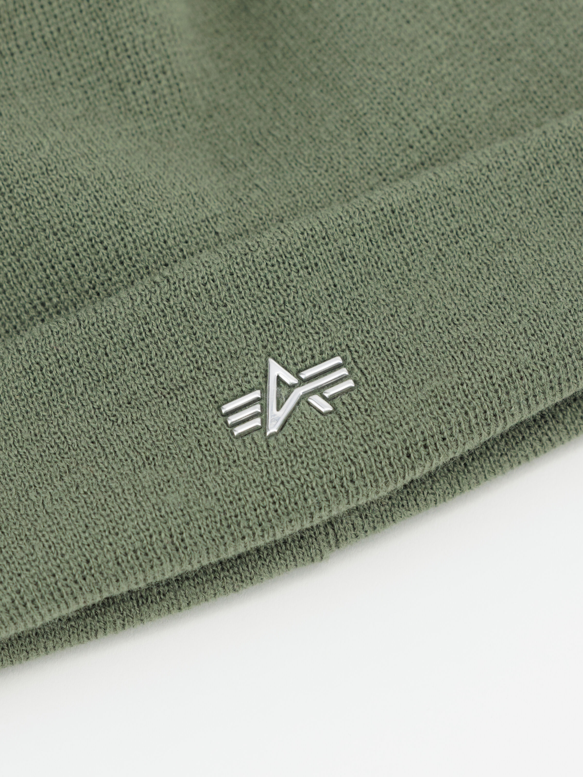 Metal Logo Beanie sage-green 258904_01_3_detail_00001_161518