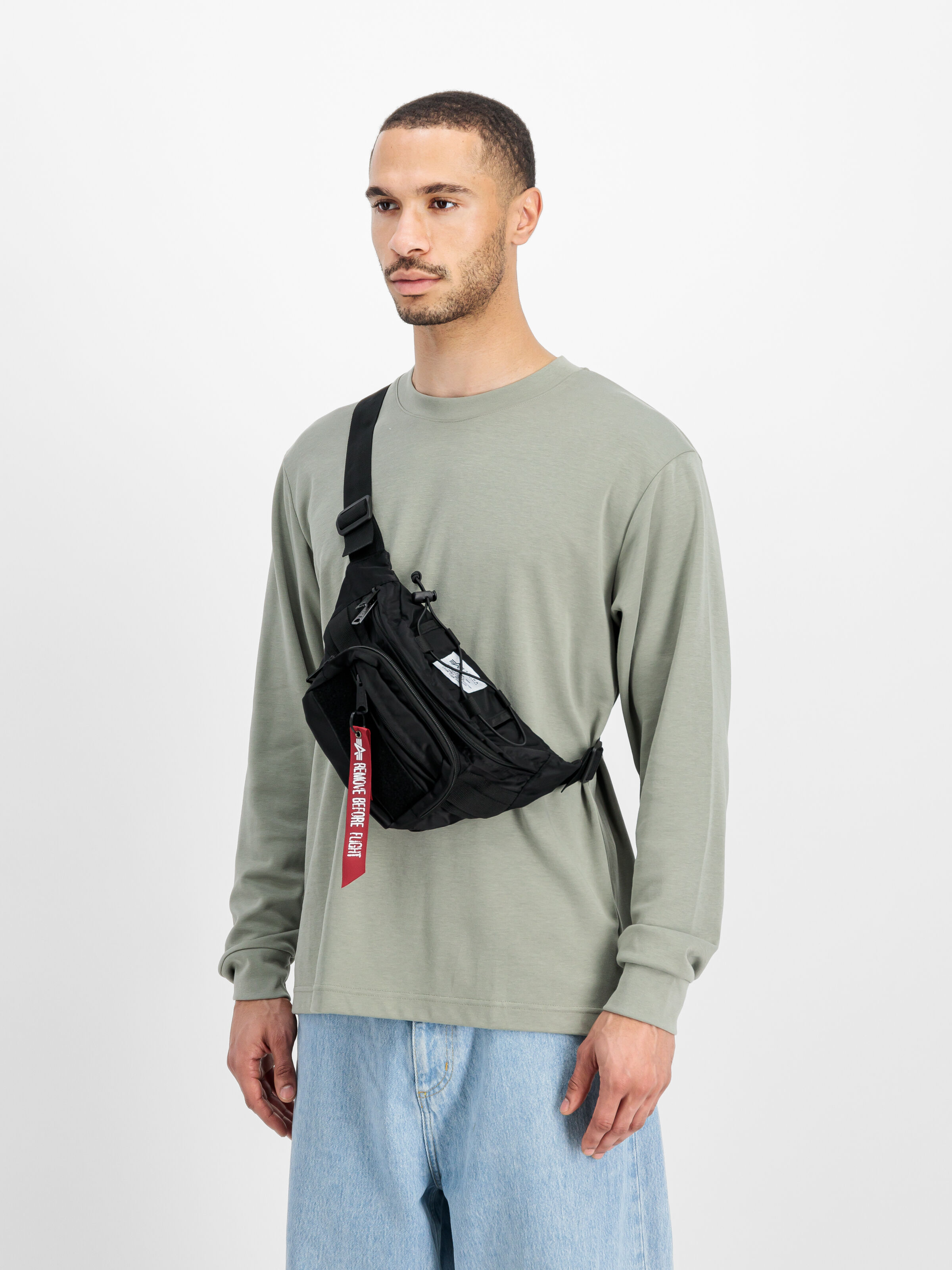 Tactical Waist Bag black 128925_03_2_model_00001_126018