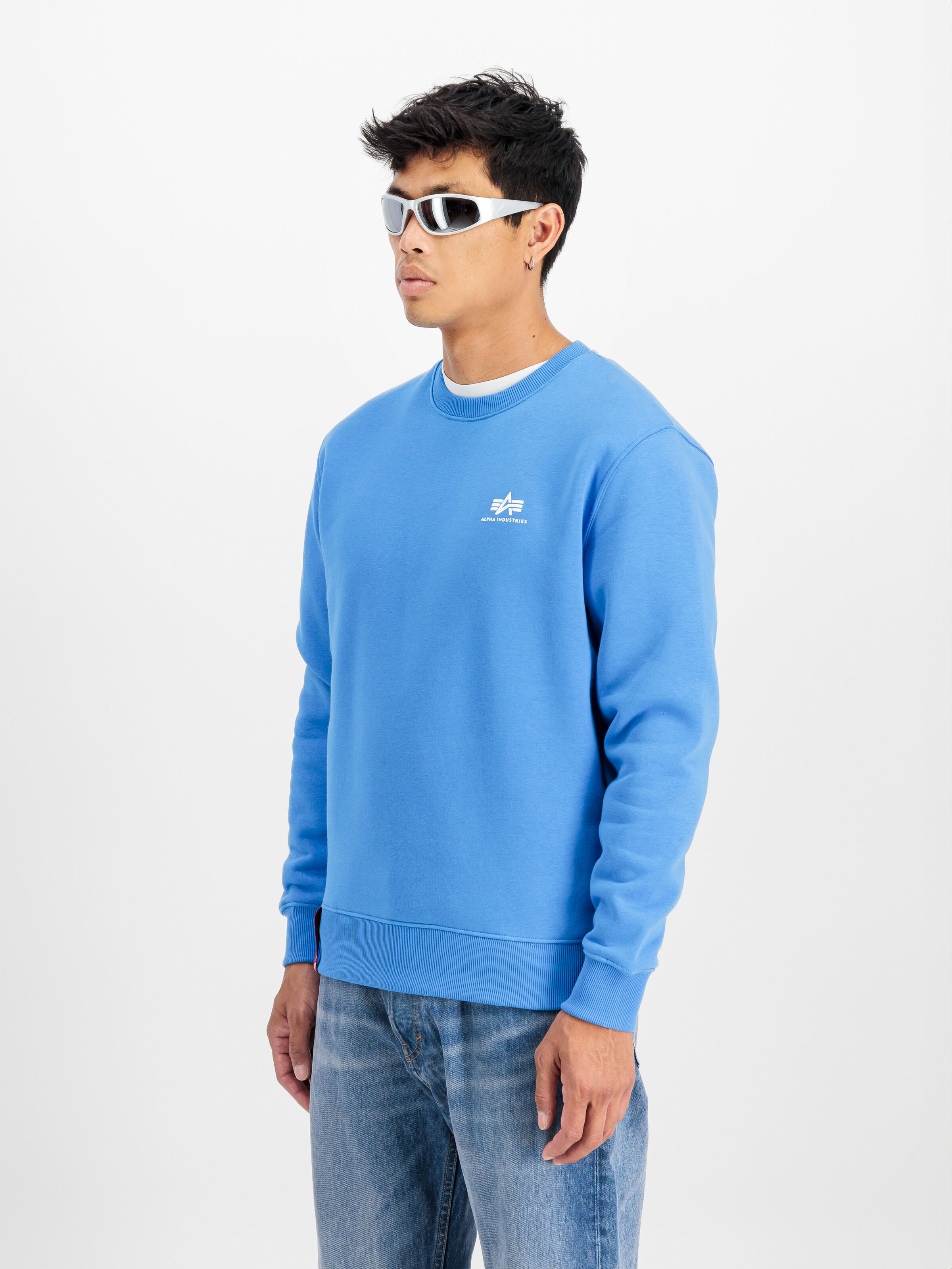 Basic Small Logo Sweatshirt mediteranian blue 188307_737_2_model_00003_118763