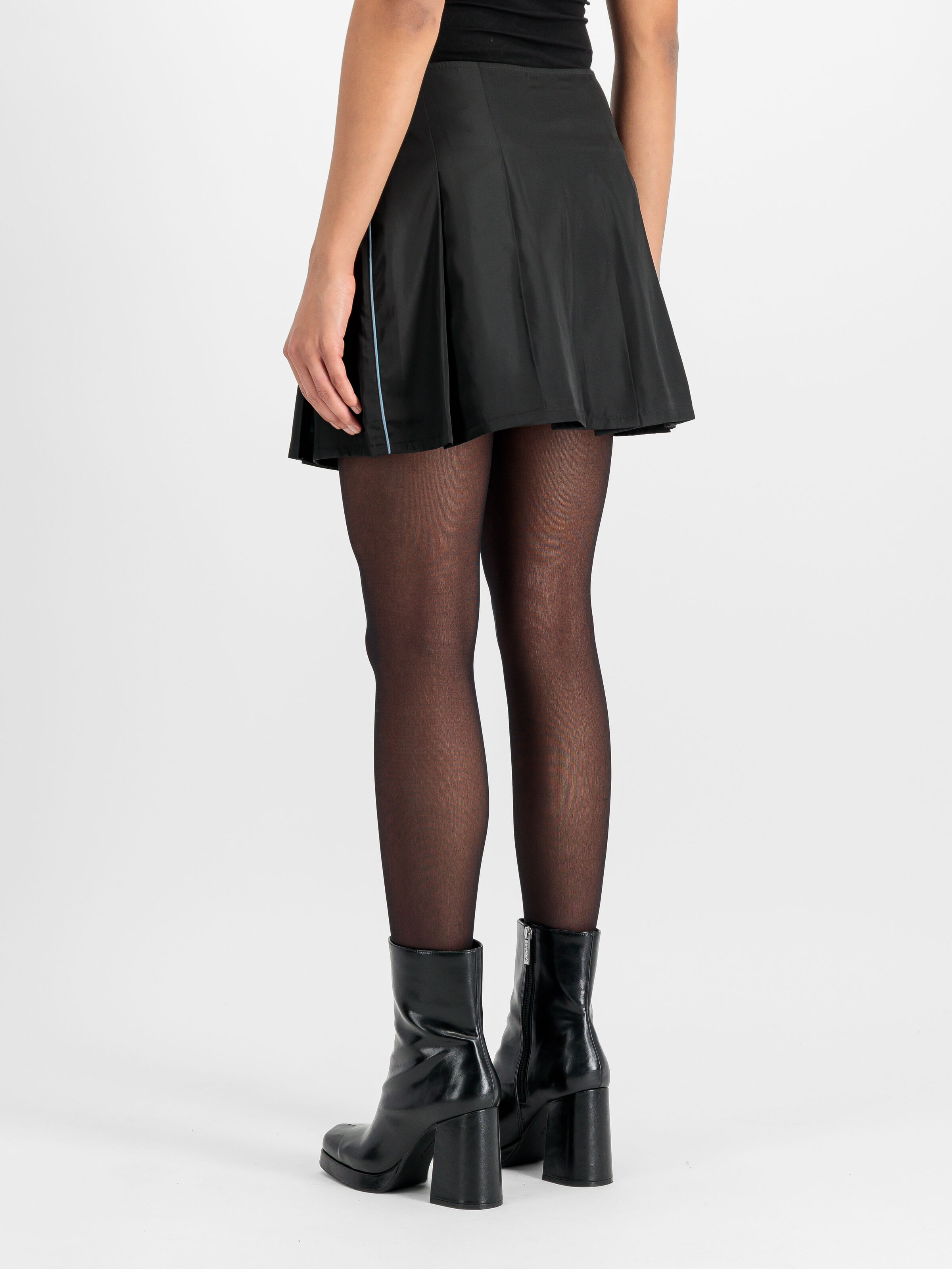 ALPHA x PEGGY GOU Mini Wrap Skirt black 258020_03_2_model_00003_202328