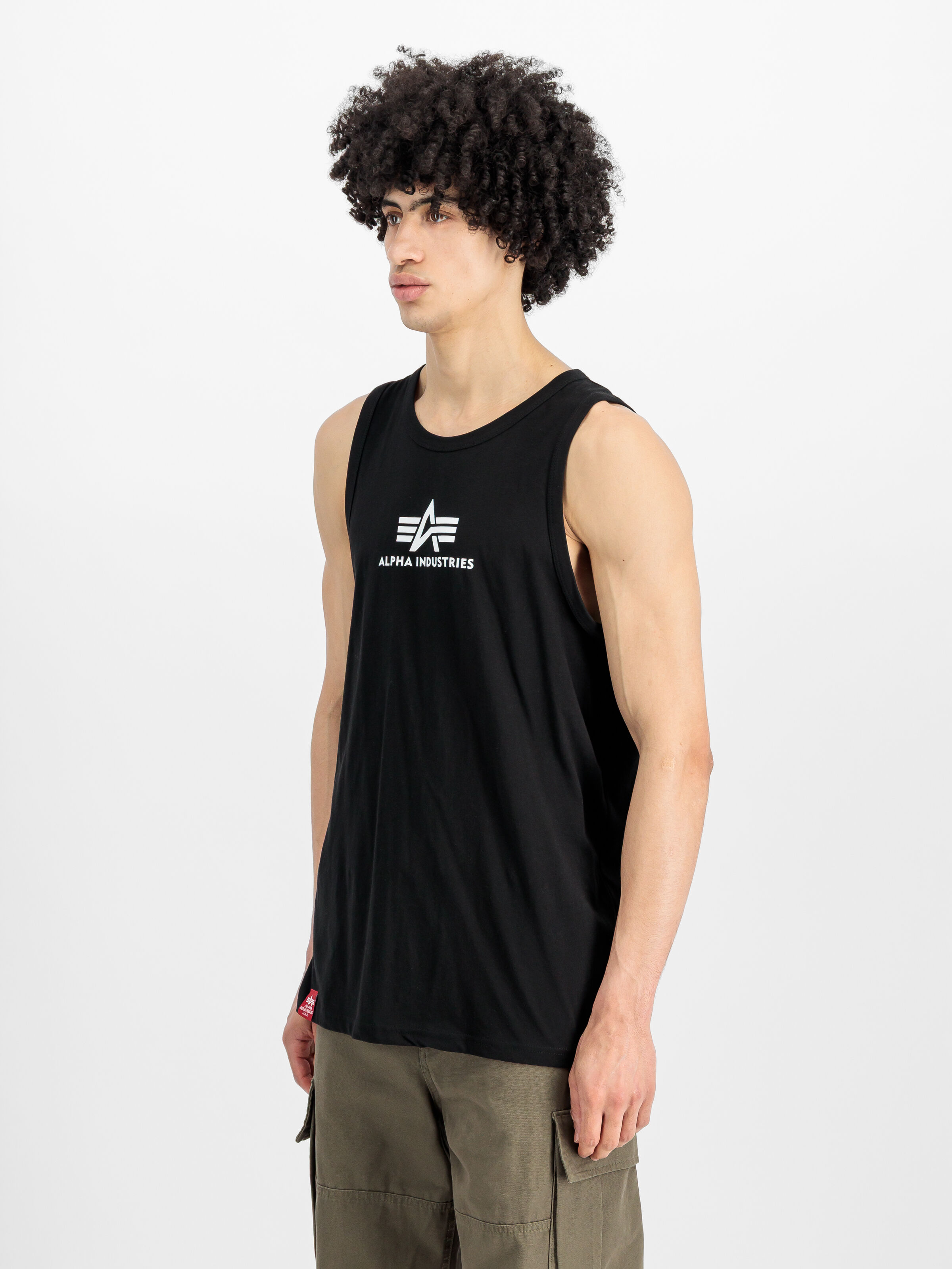Basic Mid Logo Tank black 126566_03_2_model_00002_156077
