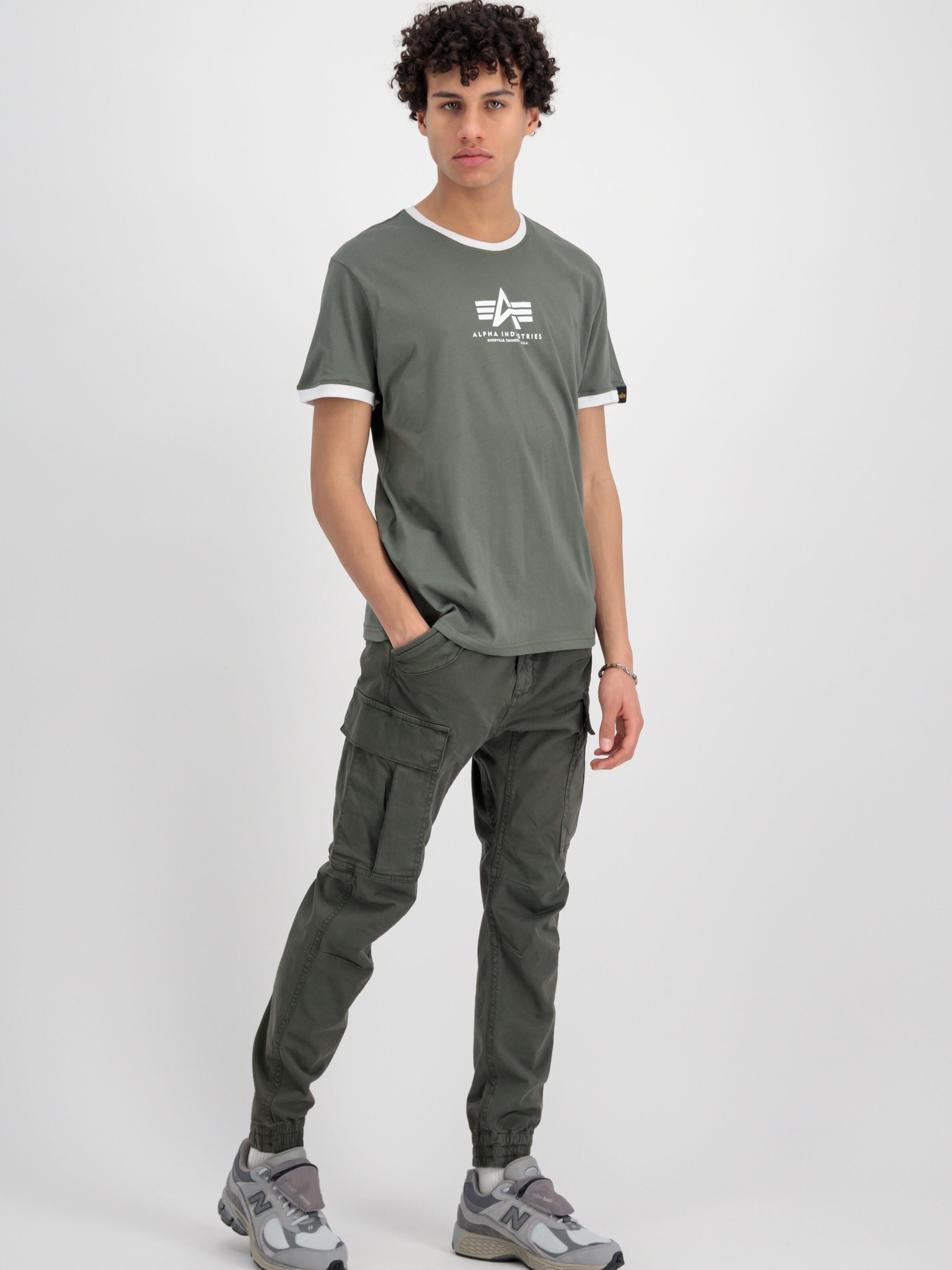 106501_142_alpha_industries_basic_t_contrast_ml_003_182401