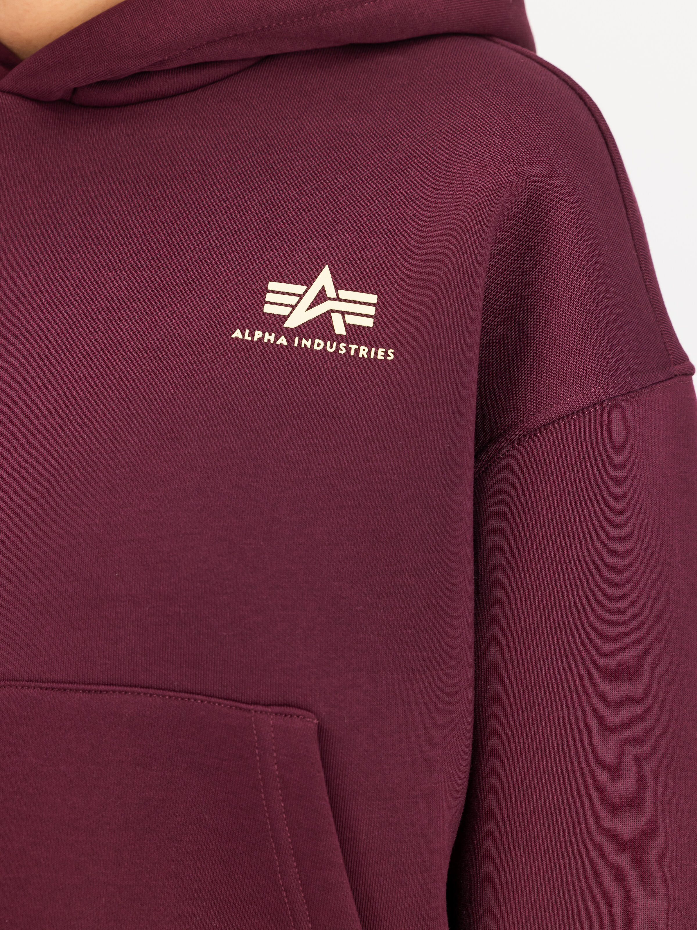 Basic Small Logo Hoodie Women dark cherry 258041_608_3_detail_00001_165968
