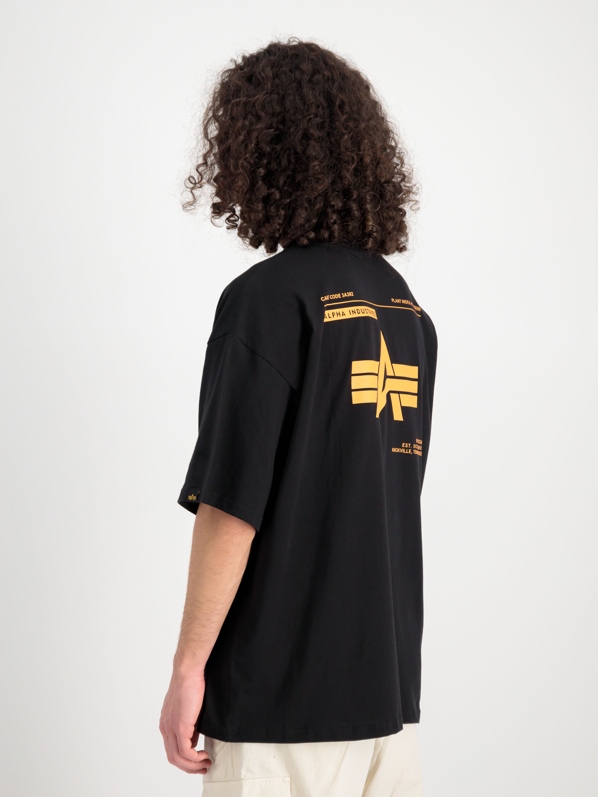 Logo Code Backprint T-Shirt black 146507_03_2_model_00004_99652