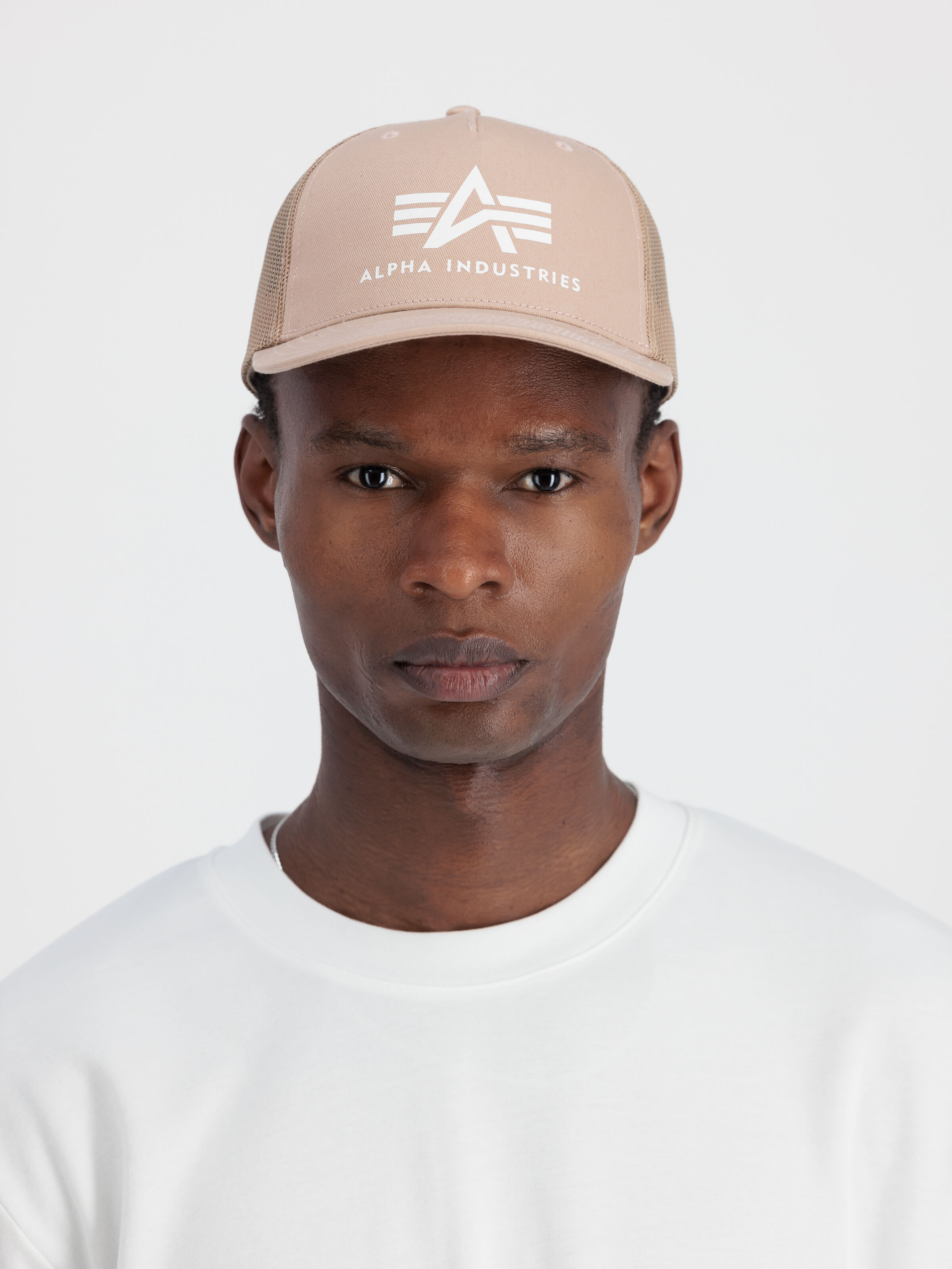 Basic Trucker Cap Dusty Coral 186902_721_2_model_00001_97406
