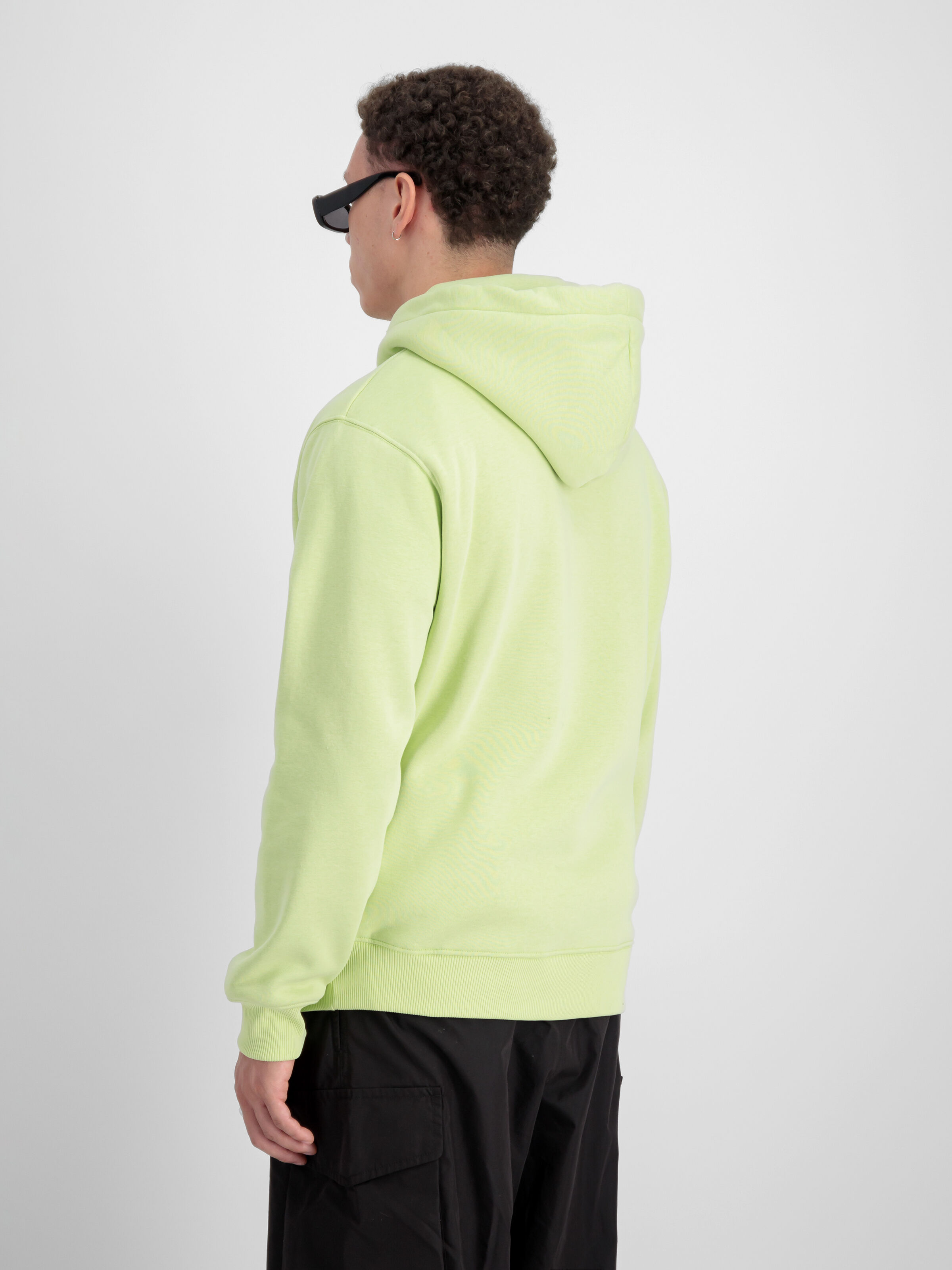 Basic Small Logo Hoodie Arctic Lime 196318_722_2_model_00004_96944
