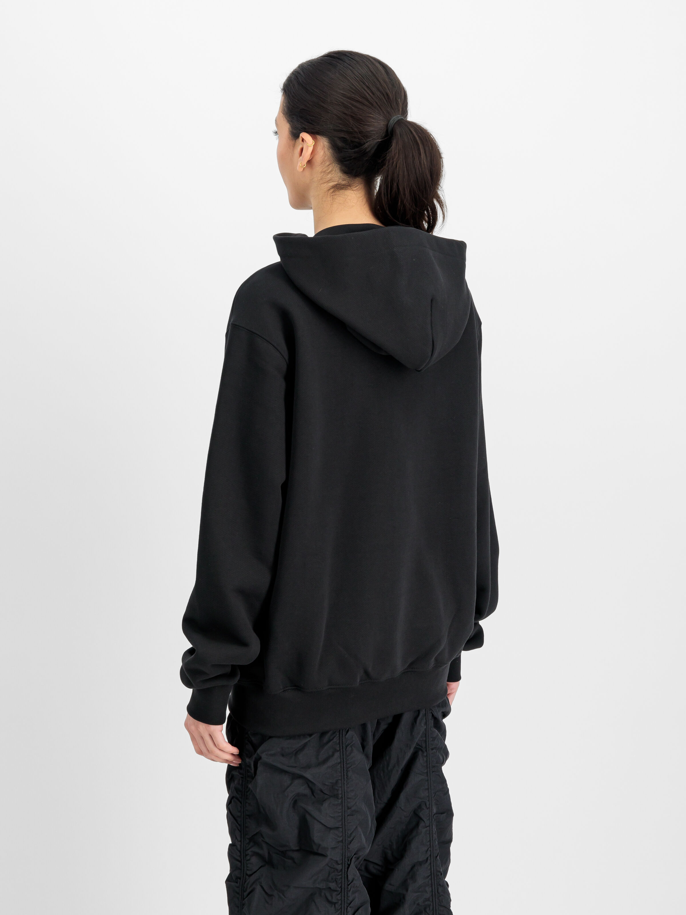 Base Hoodie black 756330_03_2_model_00004_155198