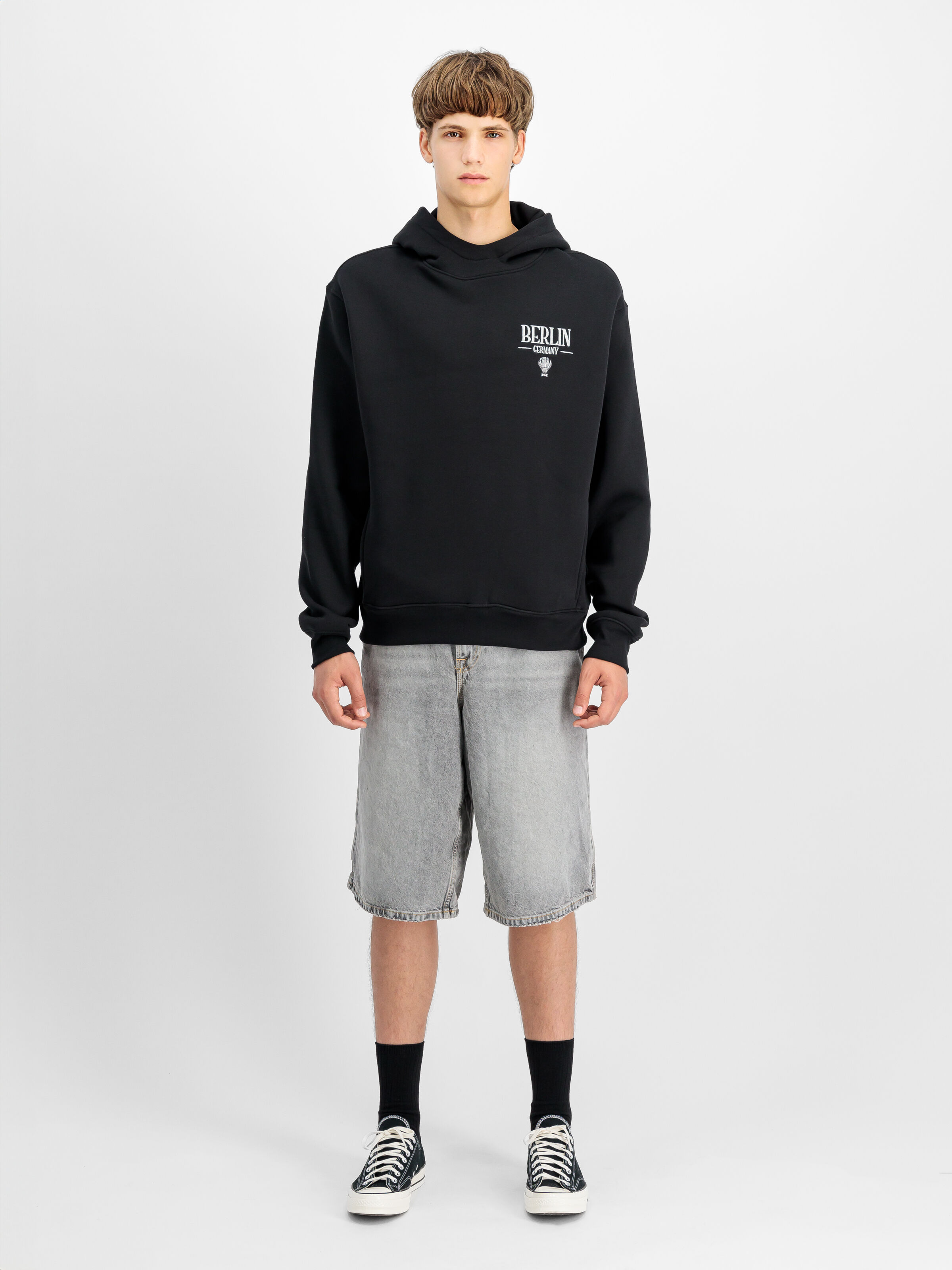 Berlin Candy Bomber Backprint Hoodie black 148340_03_2_model_00001_107977