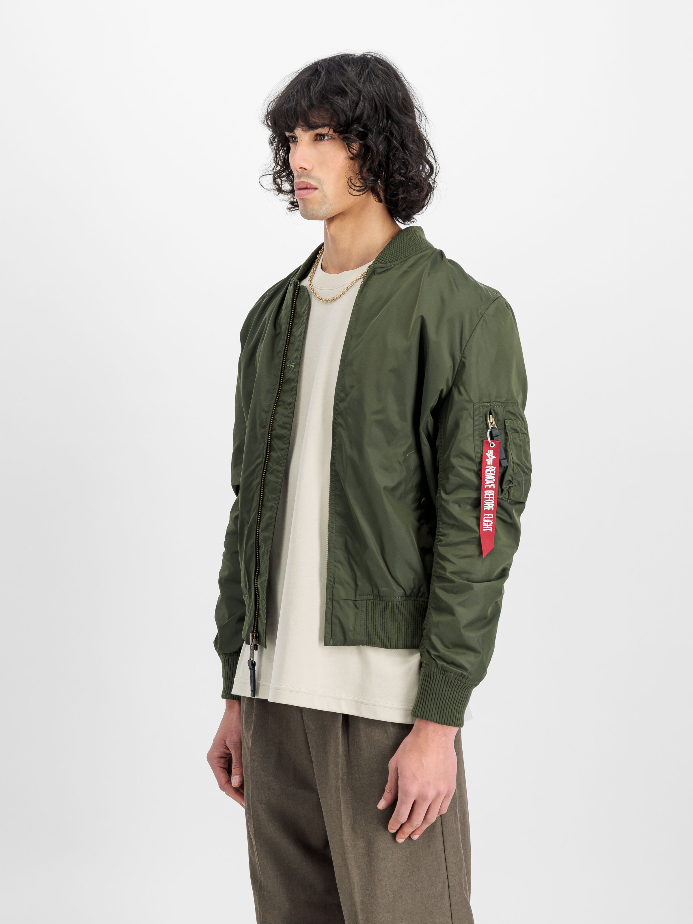 MA-1 TT Light Bomber Jacket dark green 191103_257_2_model_00003_127750