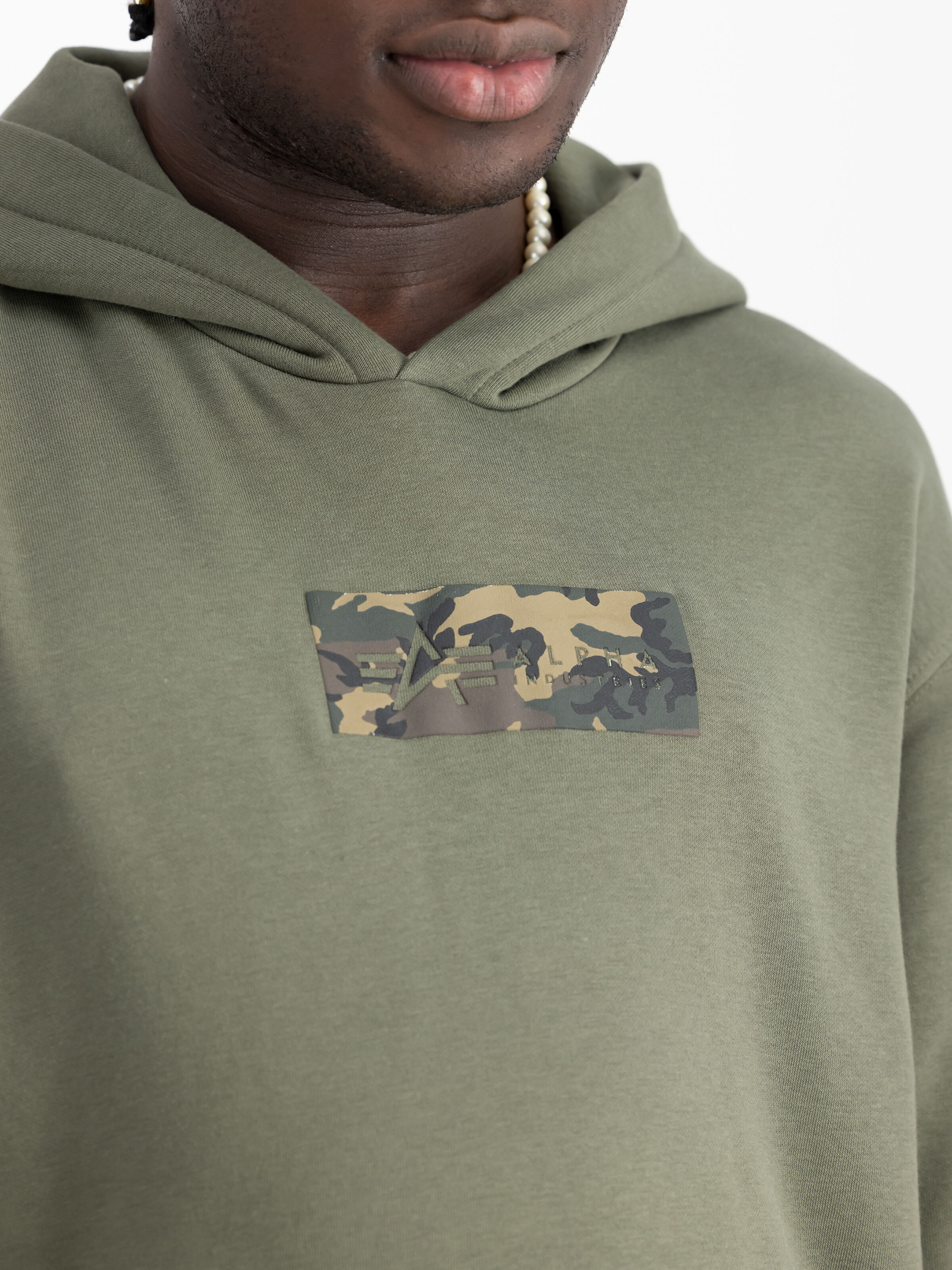 Camo Panel Hoodie dark olive 148338_142_3_detail_00001_98500