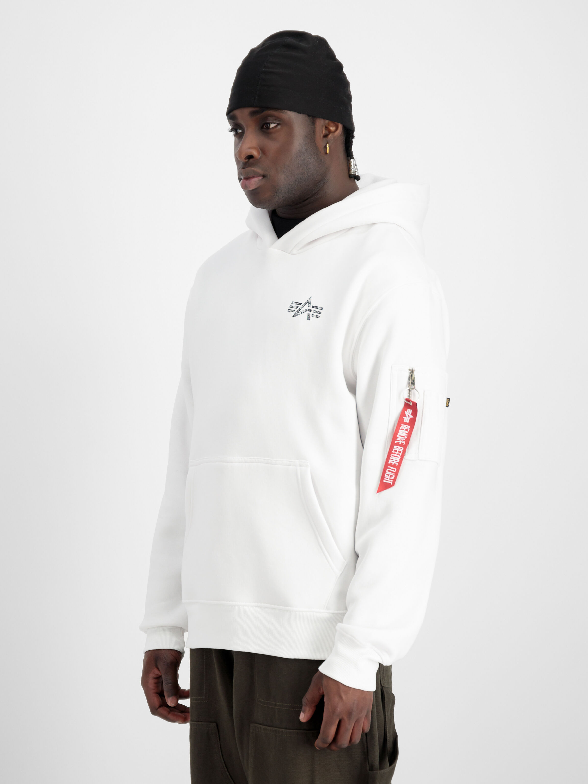 Signature Backprint Hoodie white 148341_09_2_model_00003_98432