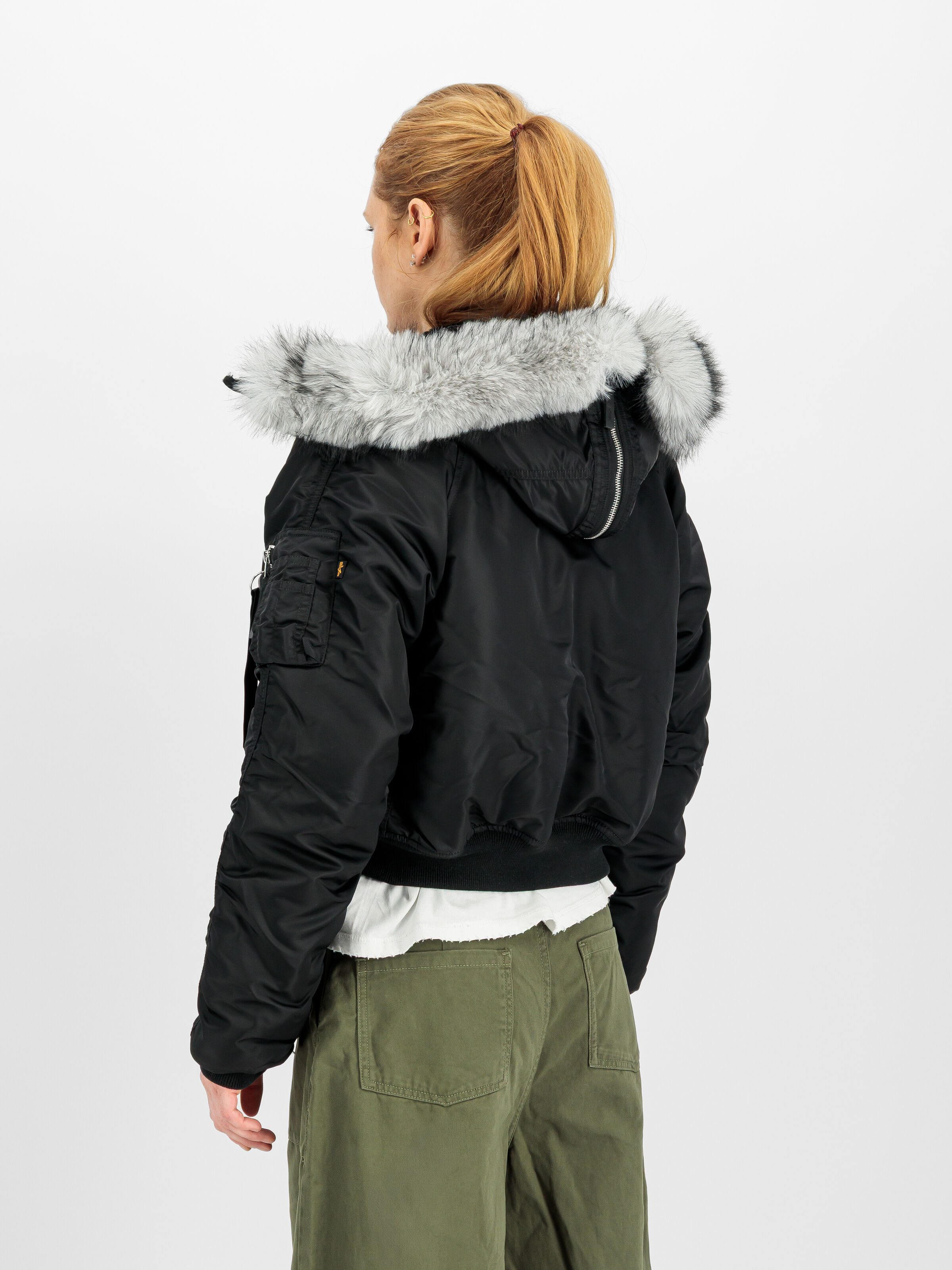 N-2B Cropped Winter Jacket Women black 268001_03_2_model_00003_245960