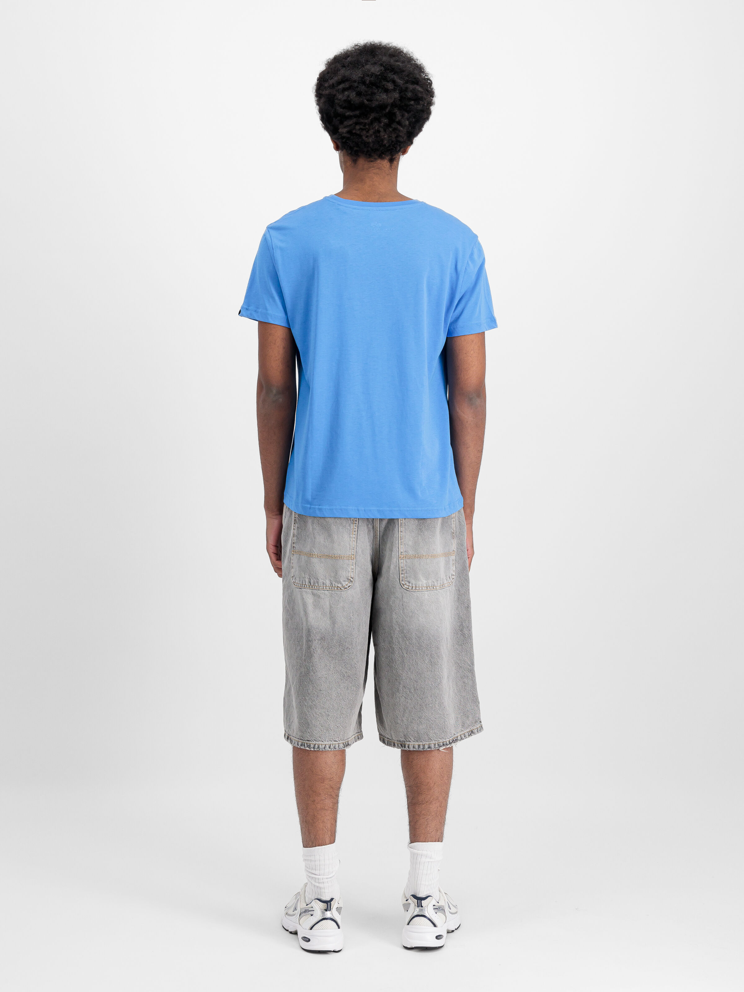 Basic Mid Logo T-Shirt mediteranian blue 118533_737_2_model_00002_139839