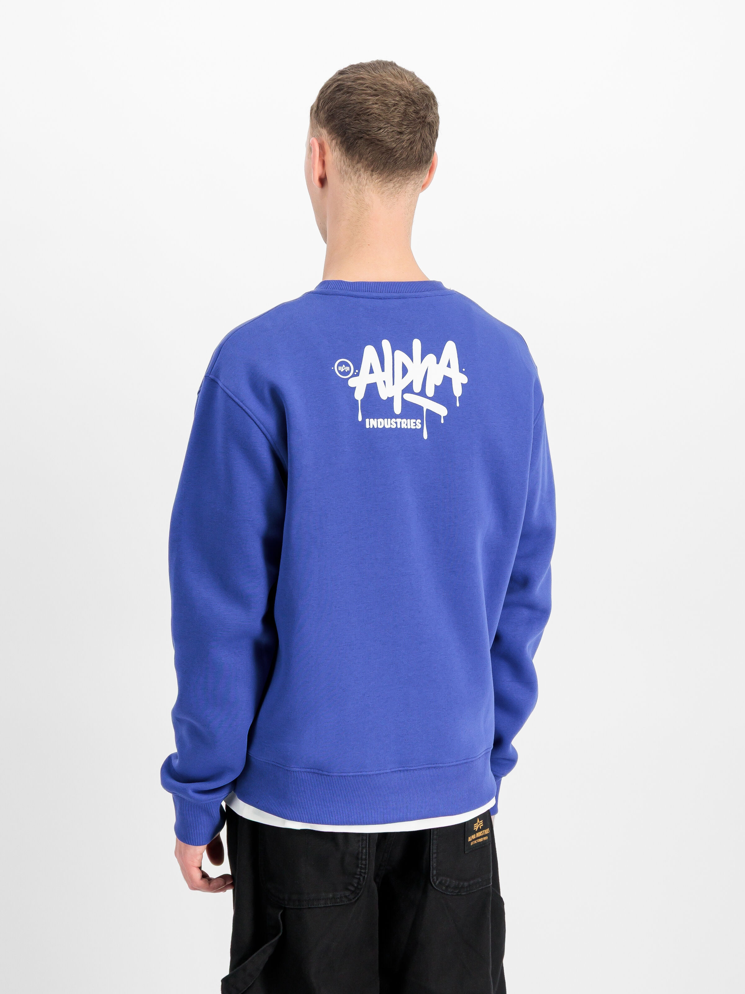 Alpha Signature Sweatshirt 266308_402_2_model_00003_219978