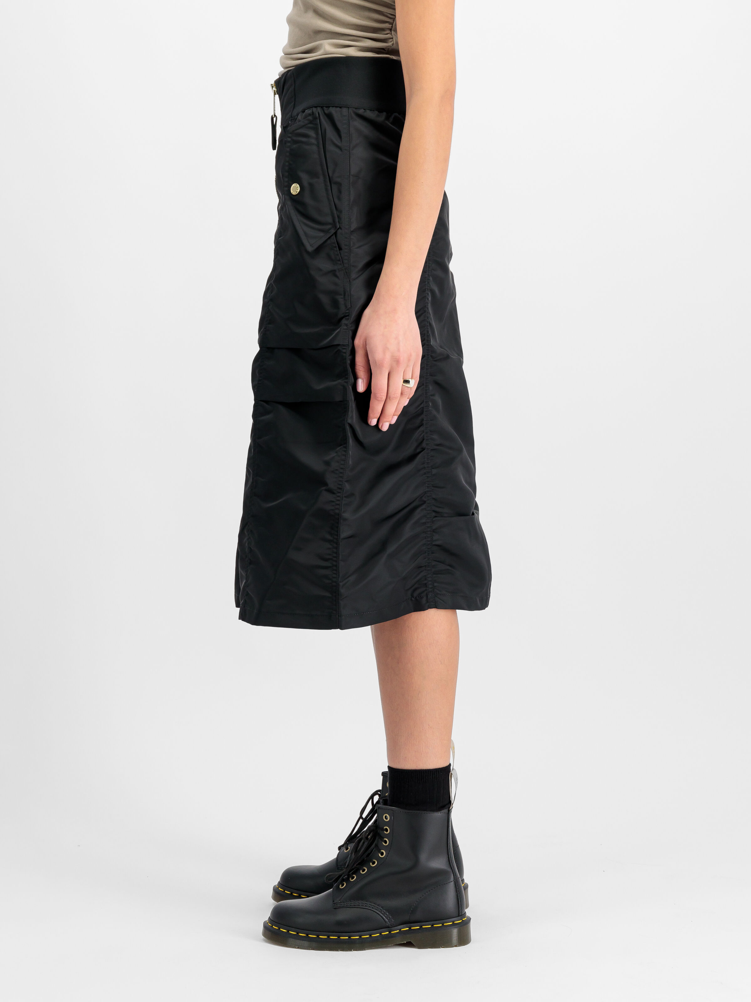 MA-1 Midi Skirt Women black 148067_03_2_model_00004_103714