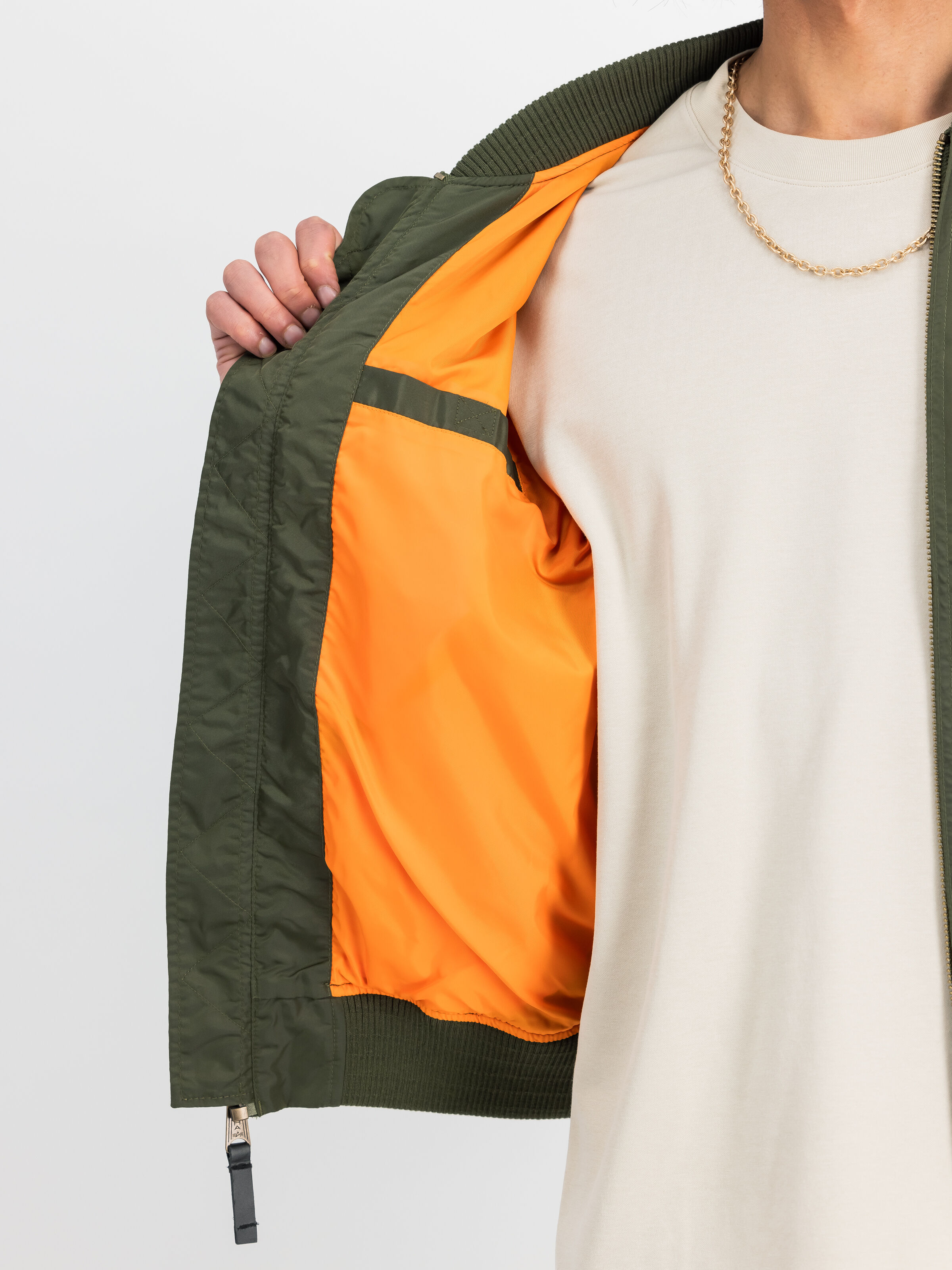 MA-1 TT Light Bomber Jacket dark green 191103_257_3_detail_00001_127752
