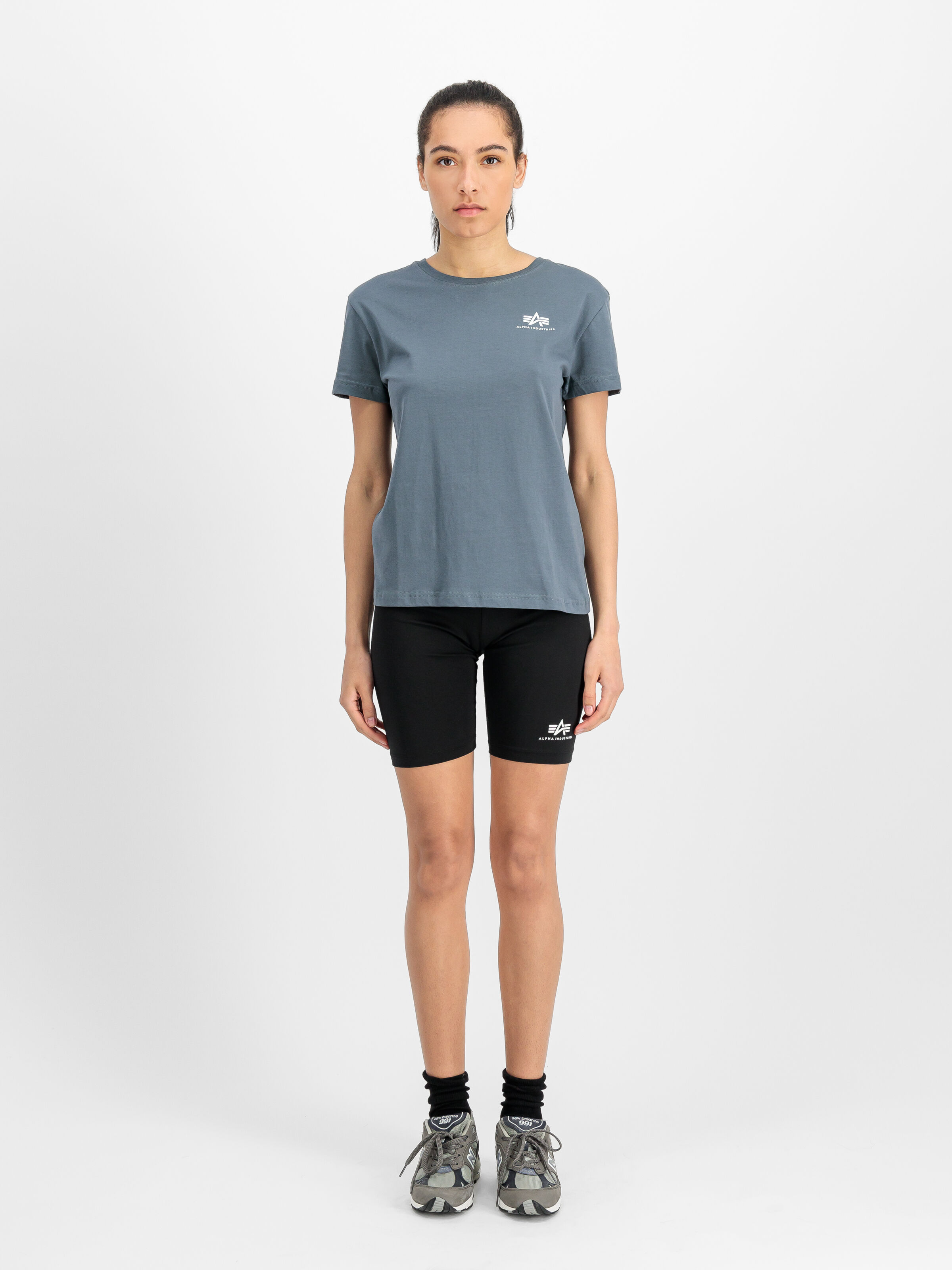 Basic Small Logo T-Shirt Women denim blue 196054_439_2_model_00001_160025