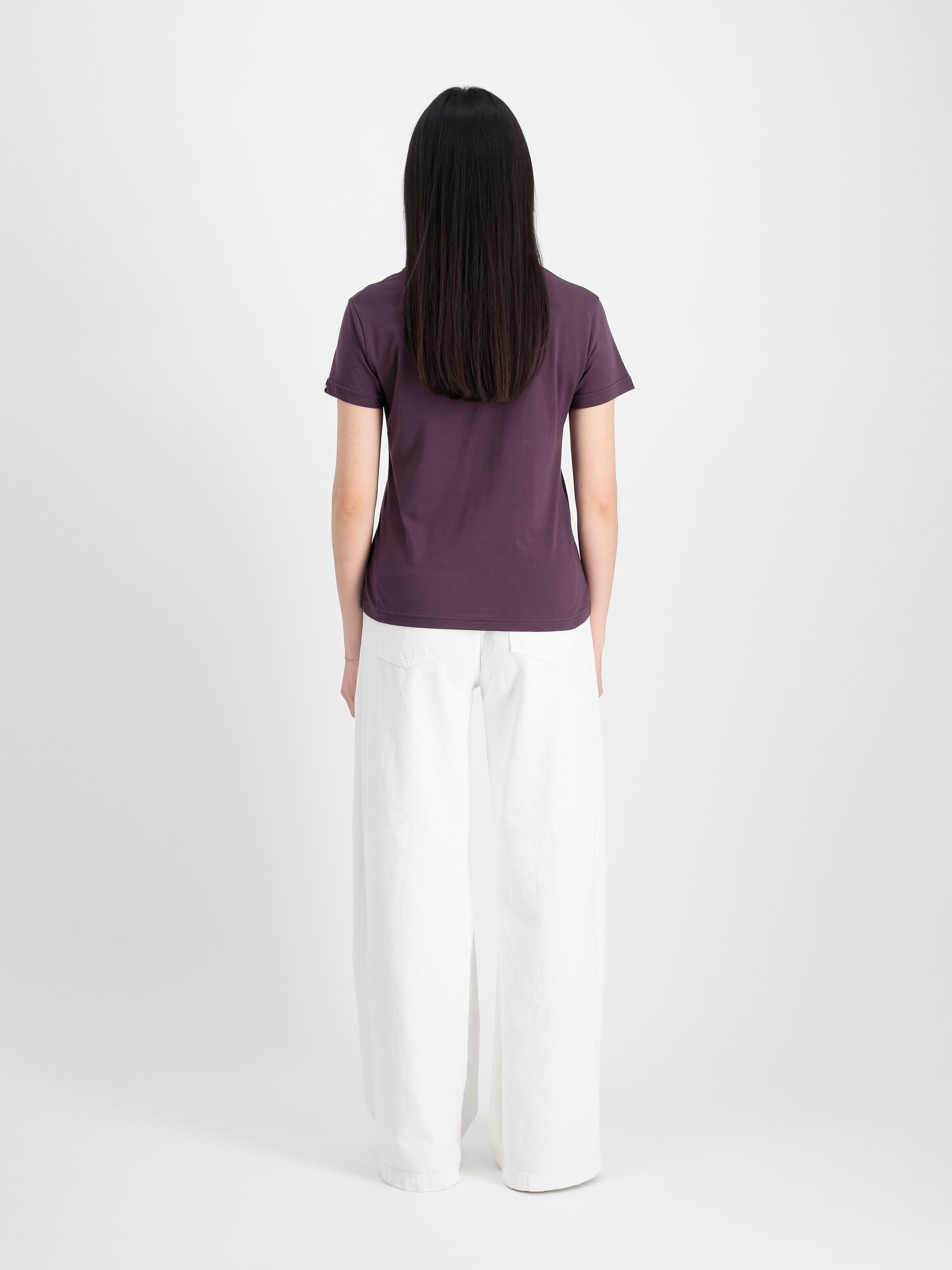 New Basic Big Logo T-Shirt Women Plum 196051_719_2_model_00002_96999