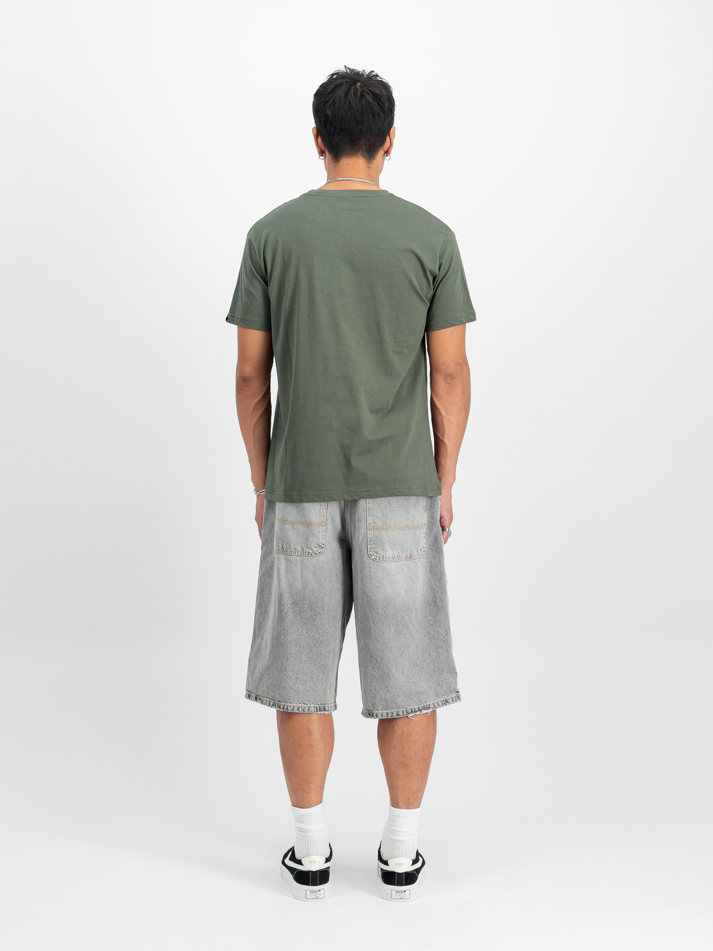 Basic Small Logo T-Shirt dark olive 188505_142_2_model_00002_117768