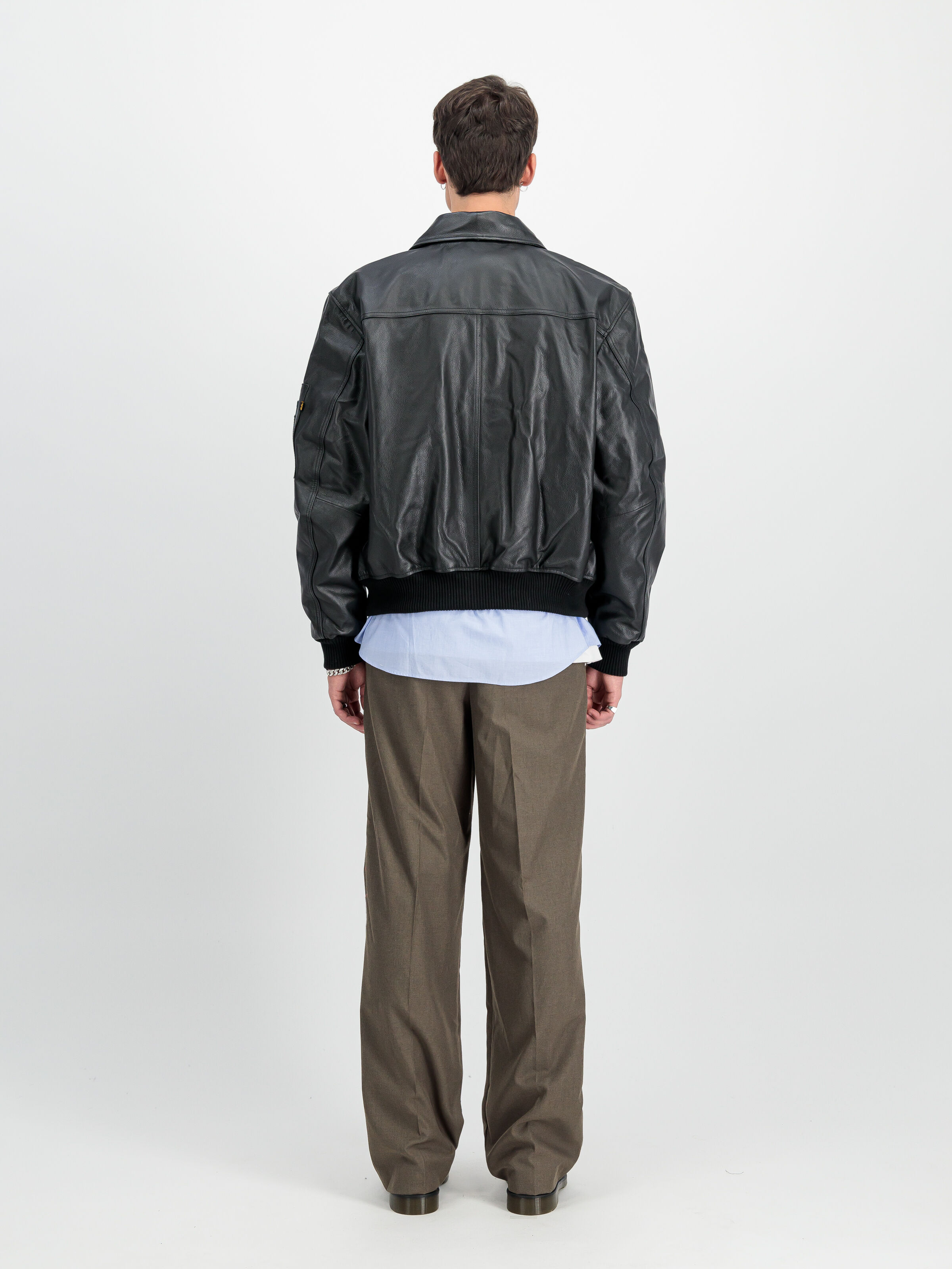CWU-45/P Leather Heritage Bomber Jacket black 100109_03_2_model_00002_122138