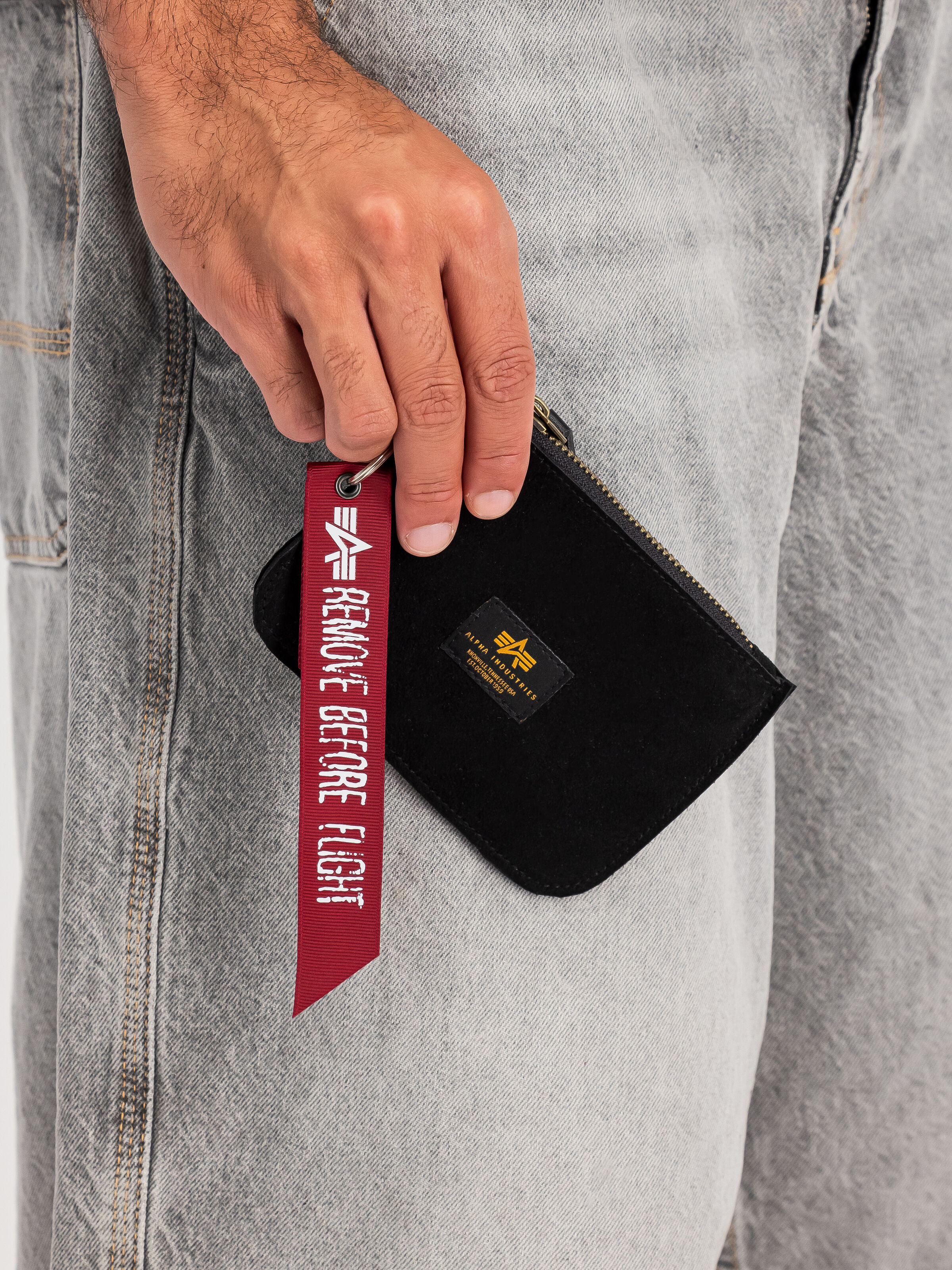 Leather Coin Wallet black 266966_03_2_model_00001_211132