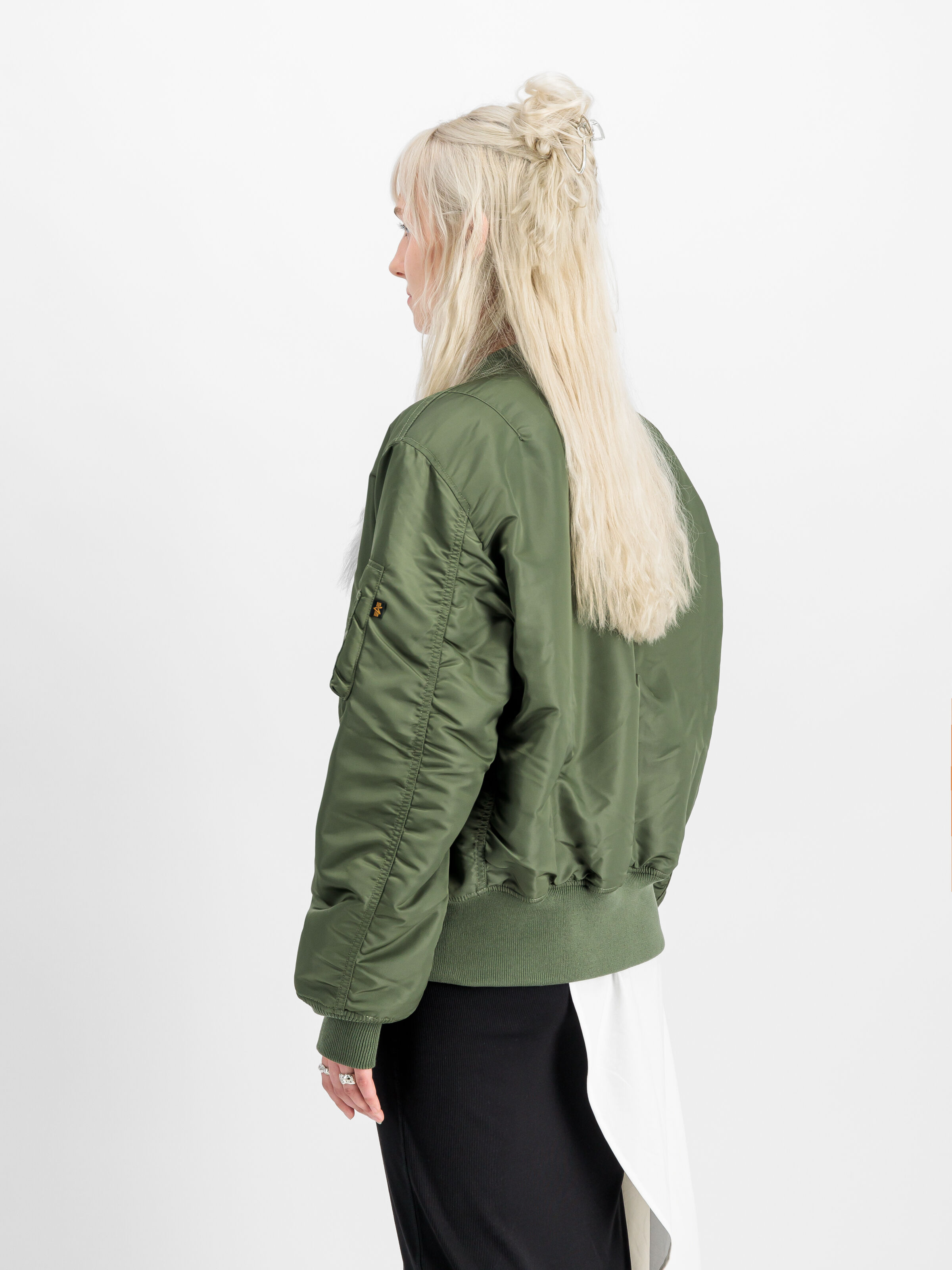 MA-1 Heritage Bomber Jacket sage-green 100101_01_2_model_00004_100852