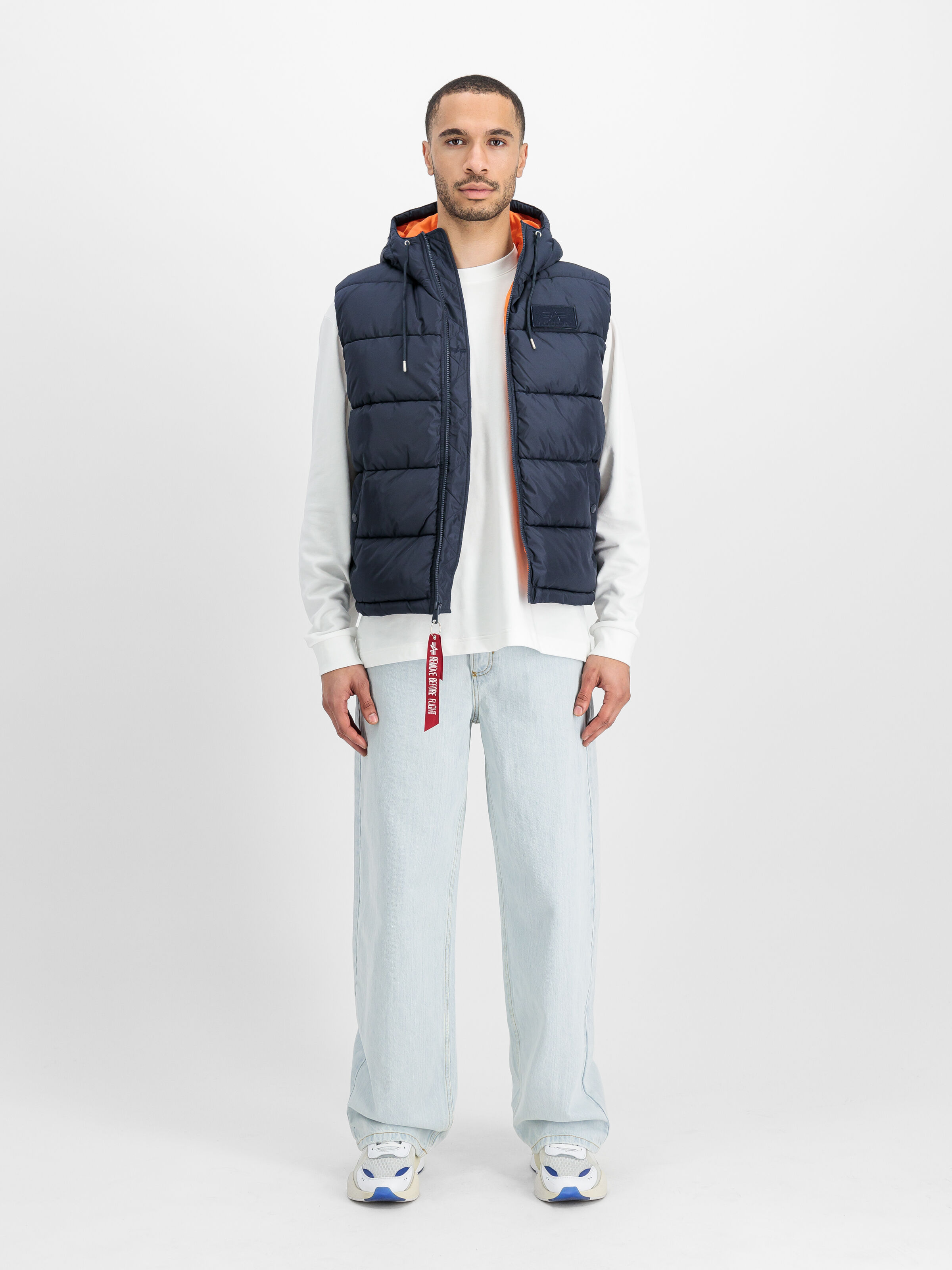 Hooded Faux Down Puffer Vest rep.blue 118110_07_2_model_00001_126200