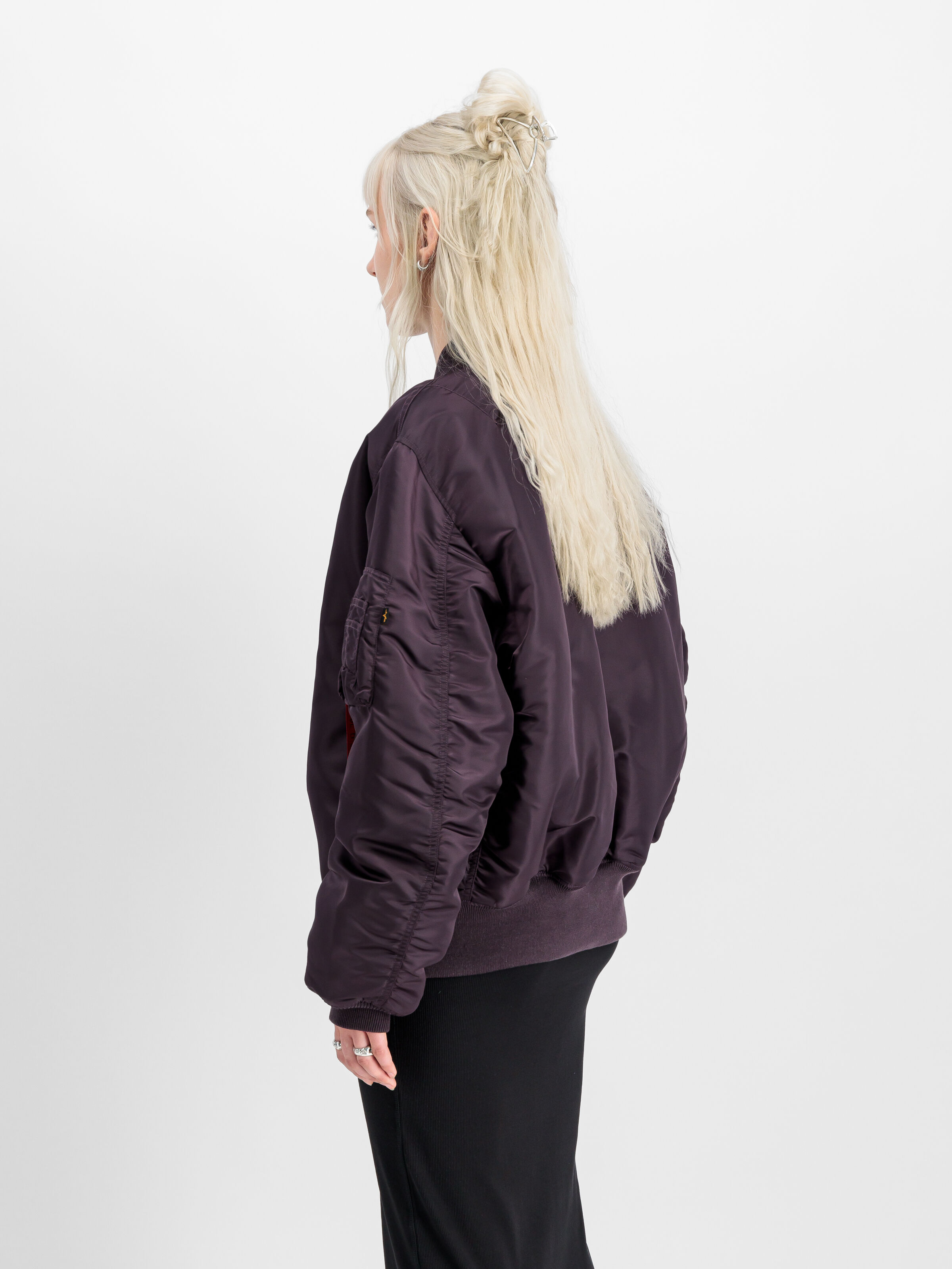 MA-1 Heritage Bomber Jacket Plum 100101_719_2_model_00004_101935