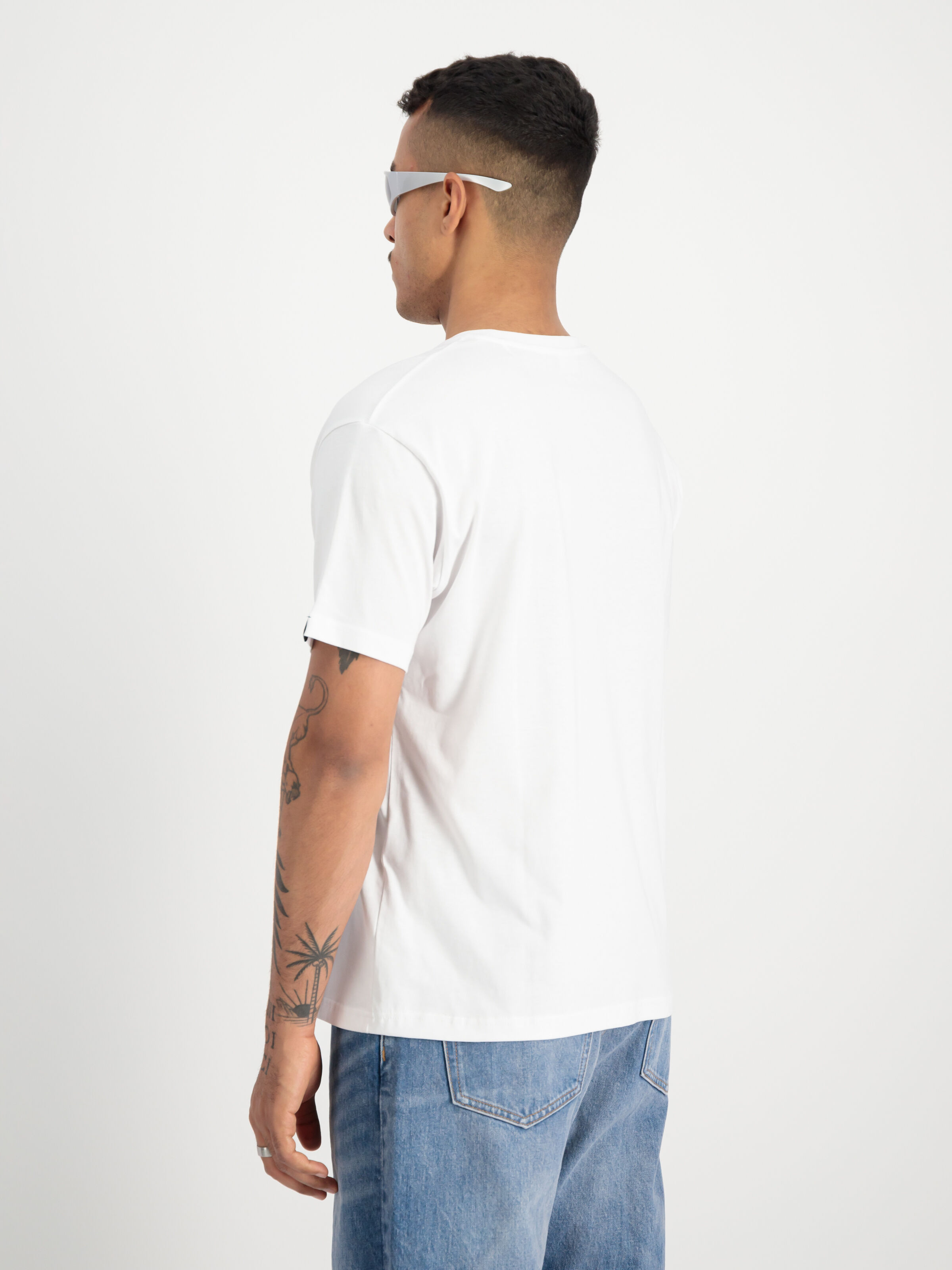 Basic Mid Logo TPU T-Shirt white / chrome 148525_528_2_model_00004_97935