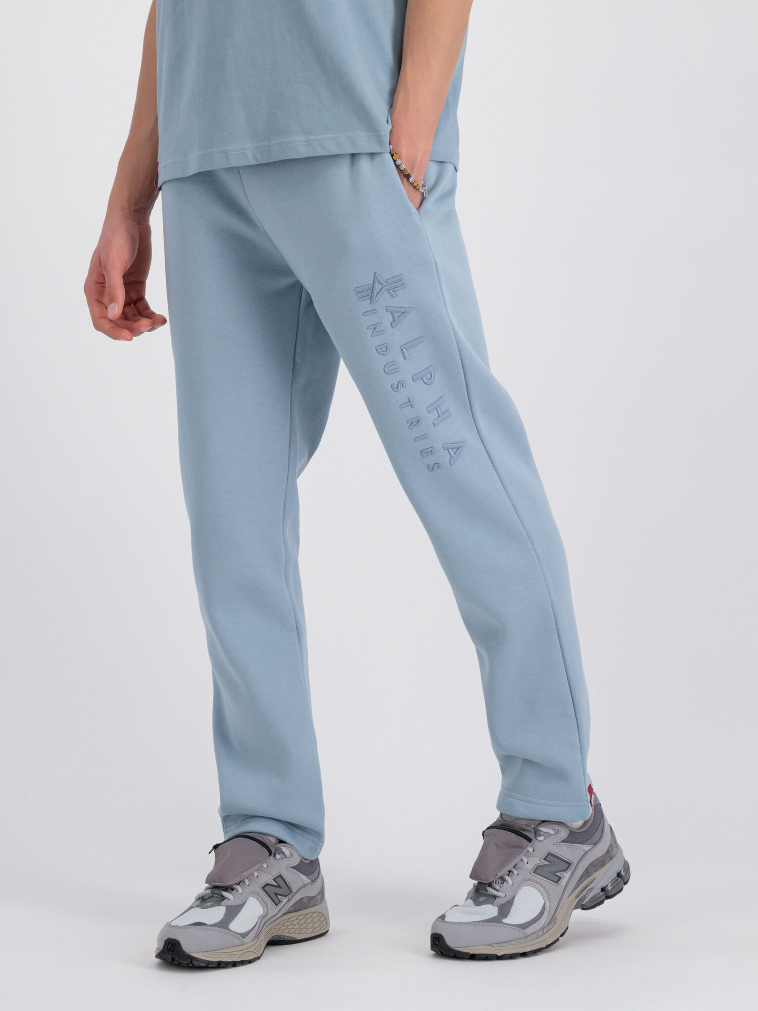 Embroidery Jogger greyblue 138360_134_alpha_industries_emb_jogger_001_129996