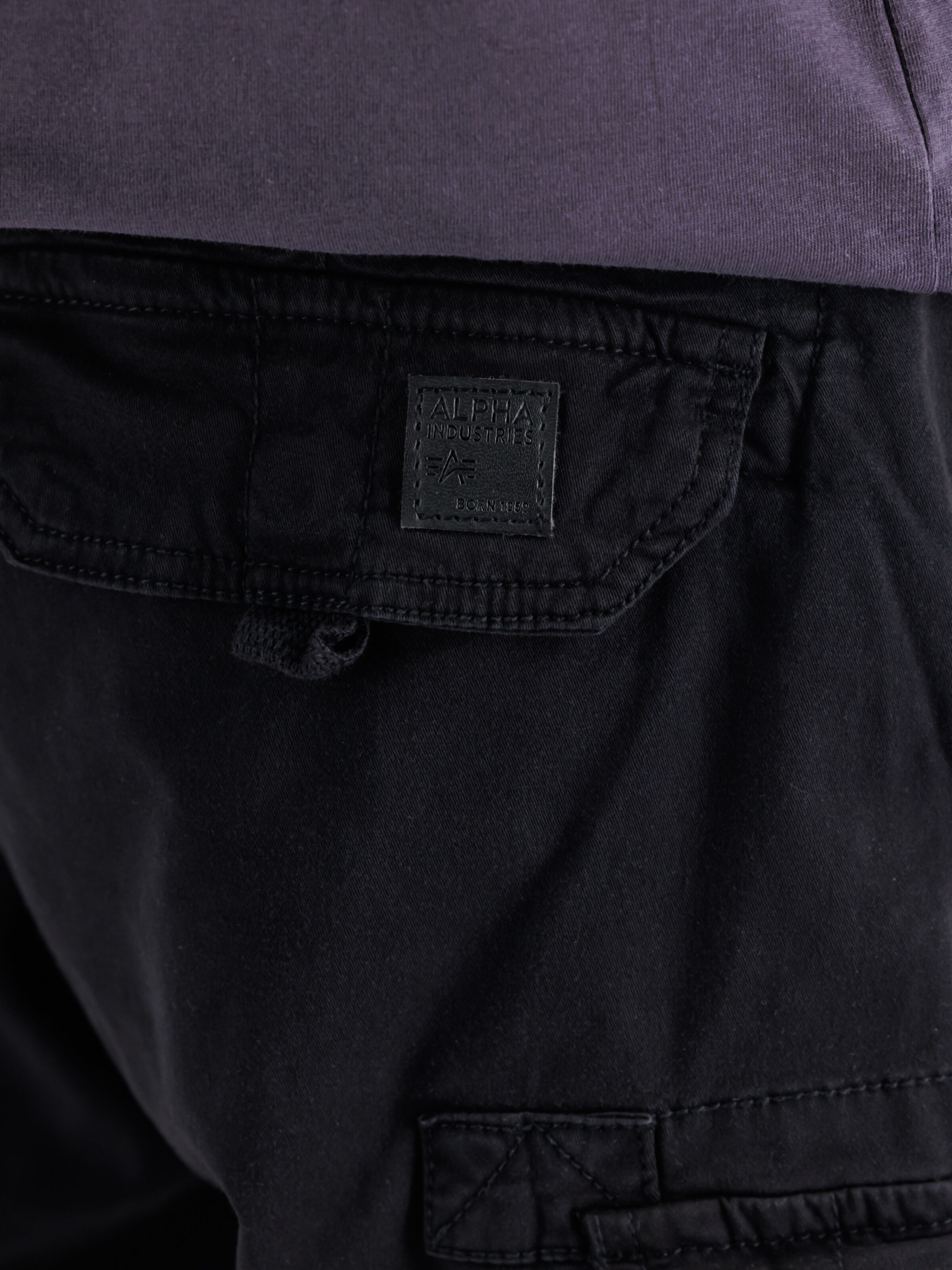 Crew Patch Short black 186209_03_3_detail_00001_216079