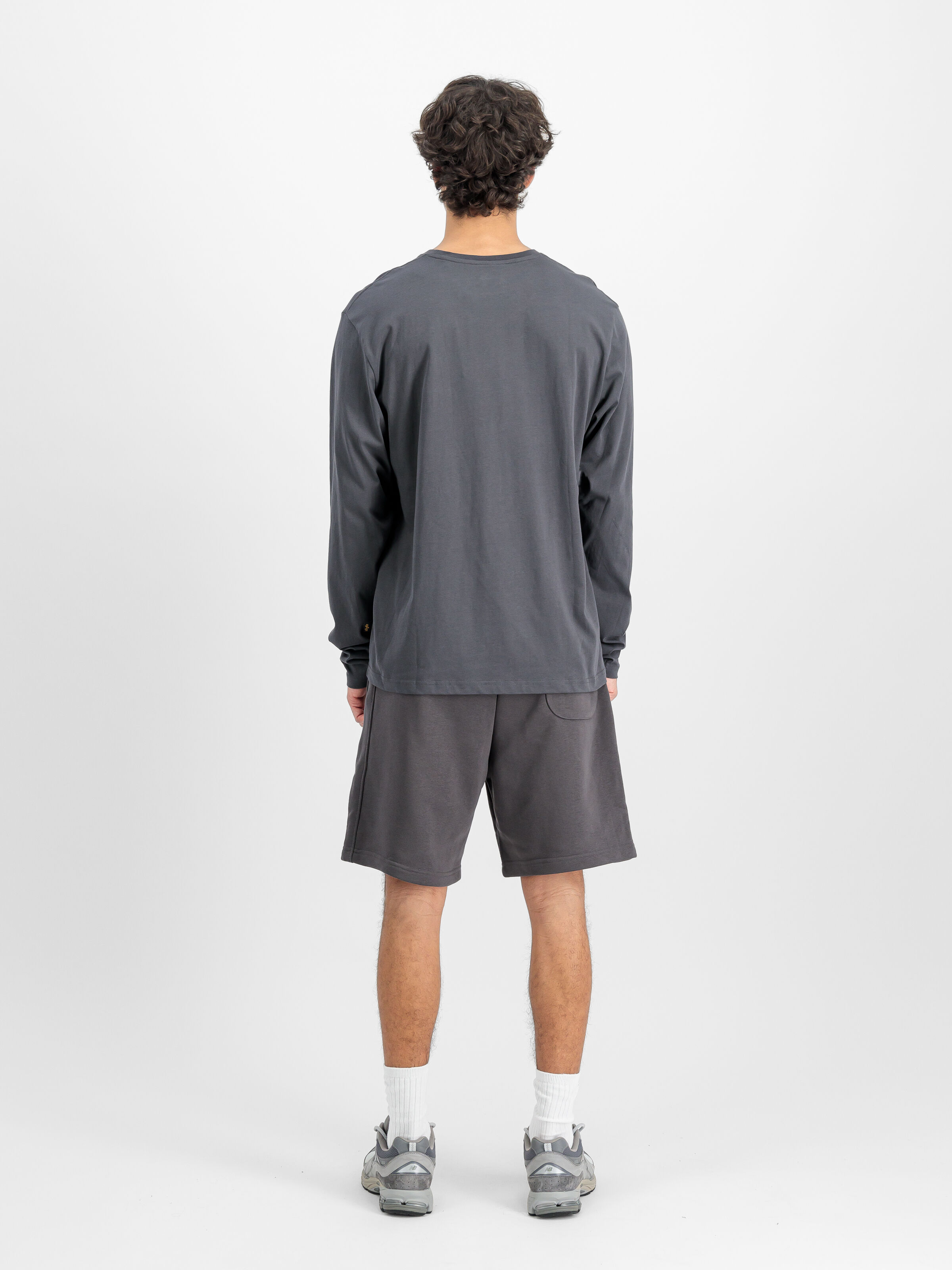 Studio Edition Longsleeve vintage grey 156581_684_2_model_00002_138657