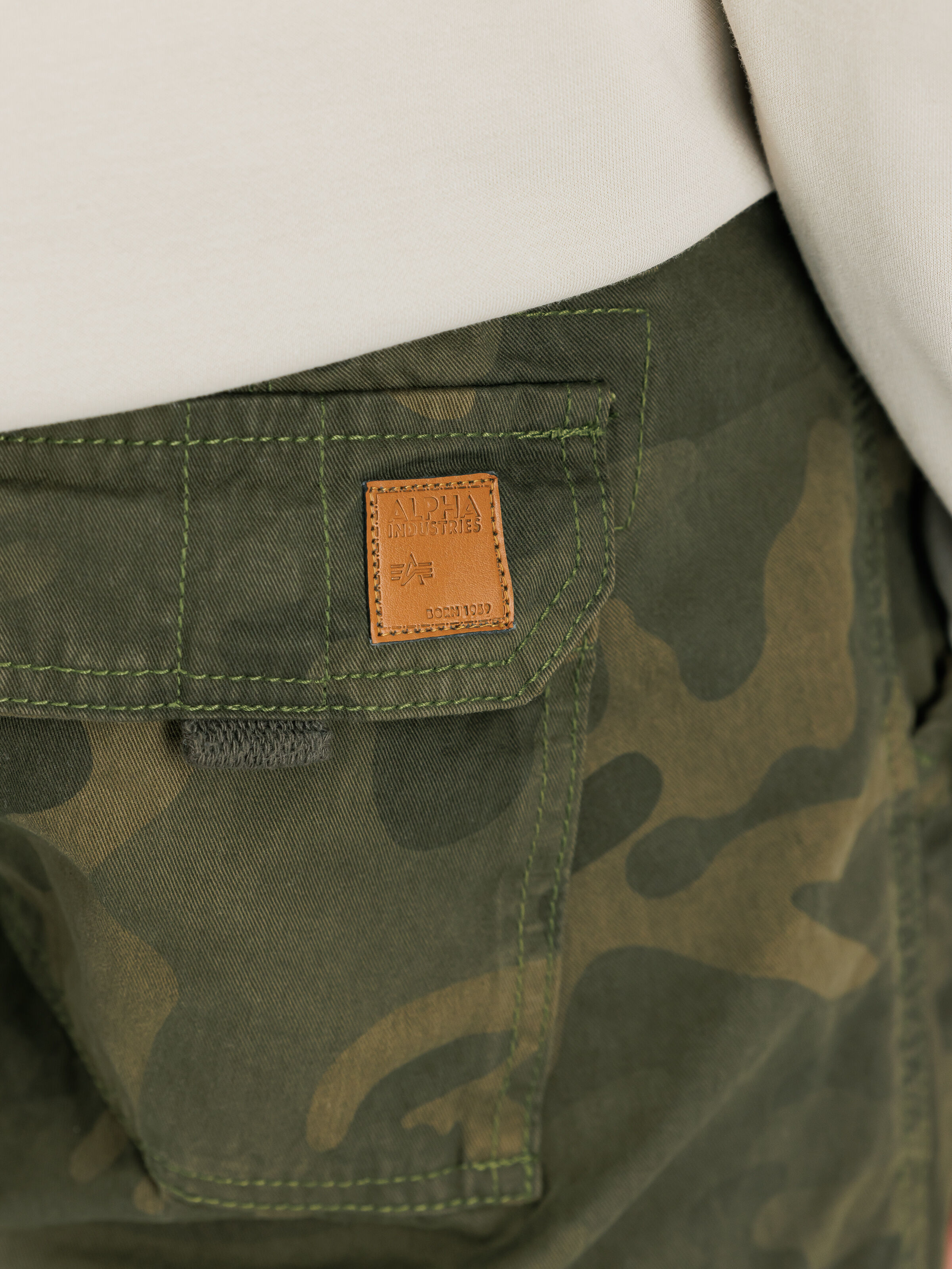 Jet Camo Pant olive camo 101212C_239_3_detail_00001_125134