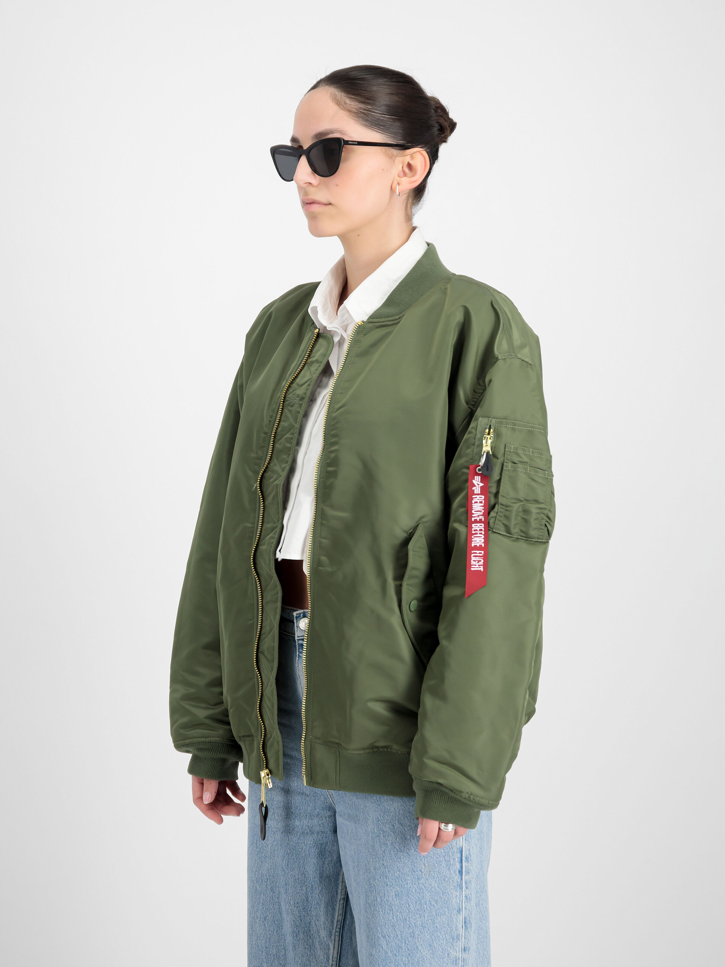 MA-1 Core Bomber Jacket Women sage-green 108010_01_2_model_00003_116082