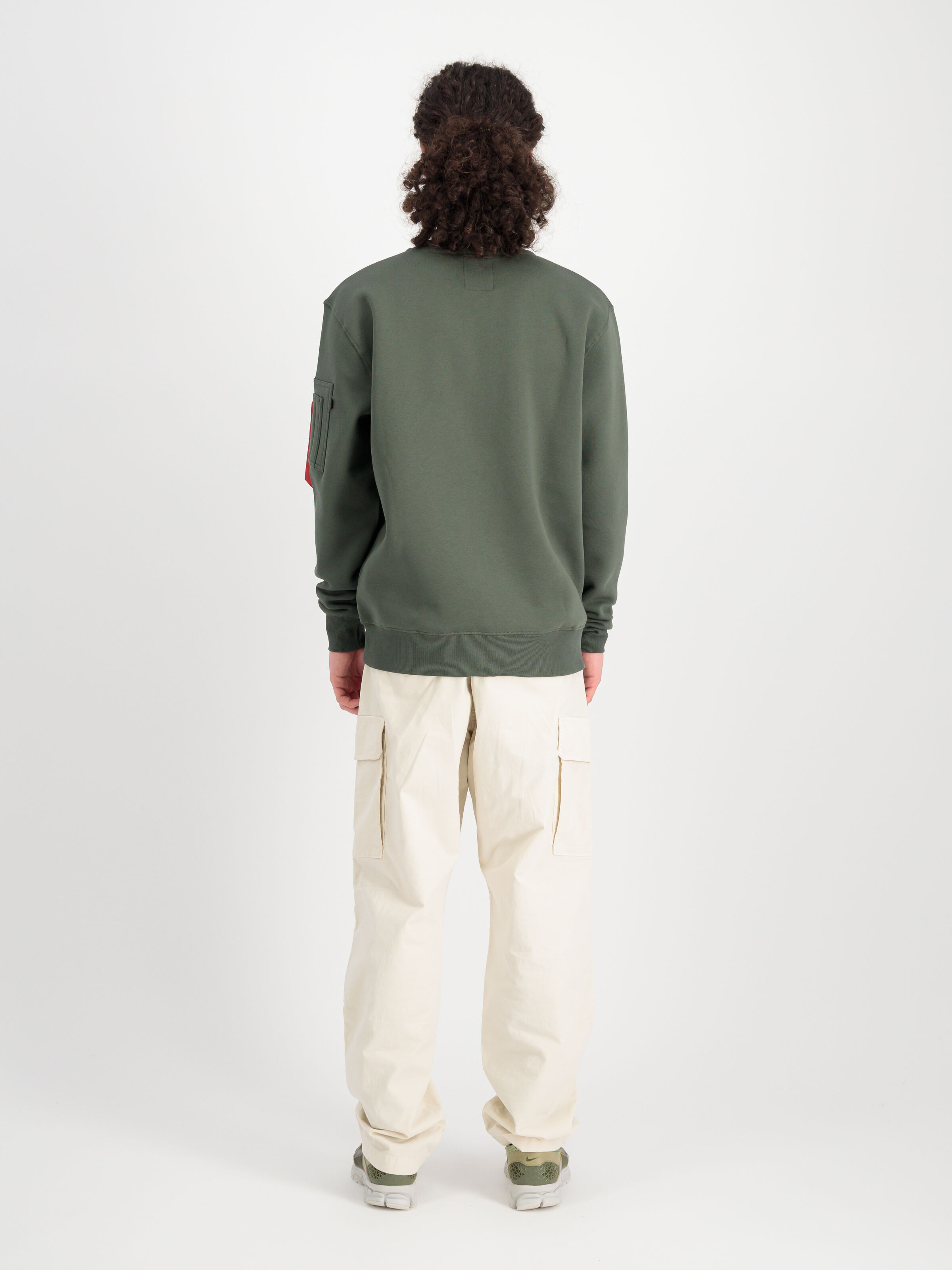 Alpha Puff Print Sweatshirt dark olive 146305_142_2_model_00002_152783
