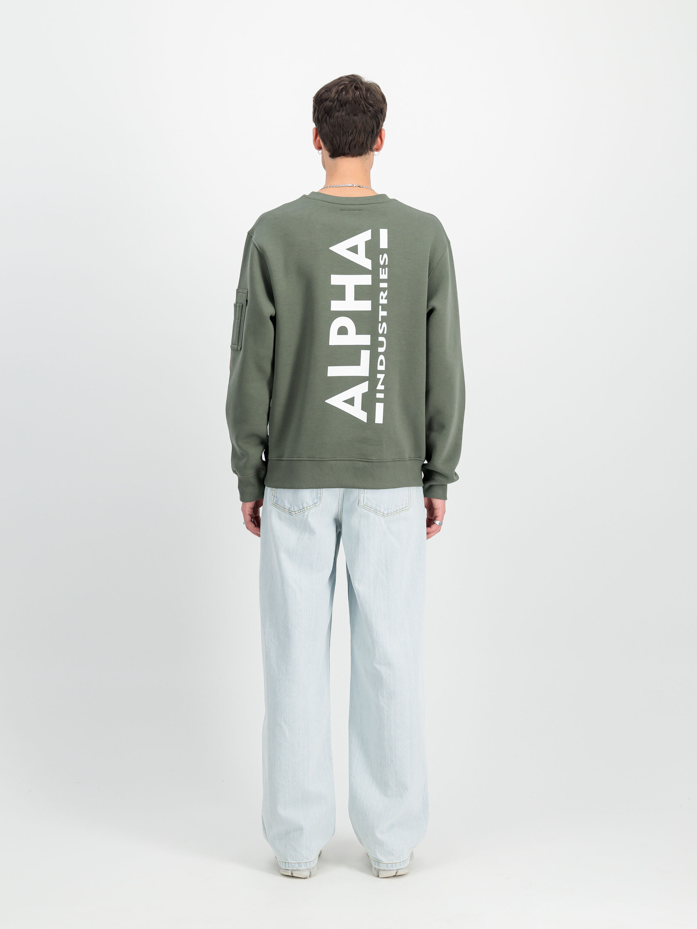 Backprint Sweatshirt dark olive 128305_142_2_model_00002_118561