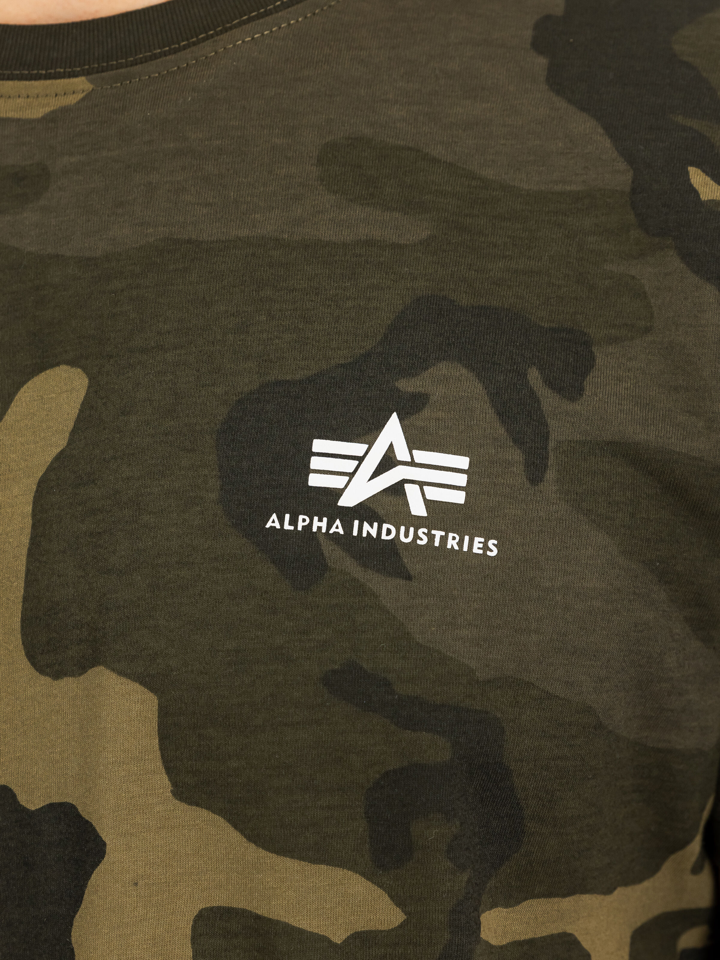 Basic Small Logo Camo T-Shirt olive camo 188505C_239_3_detail_00001_183827