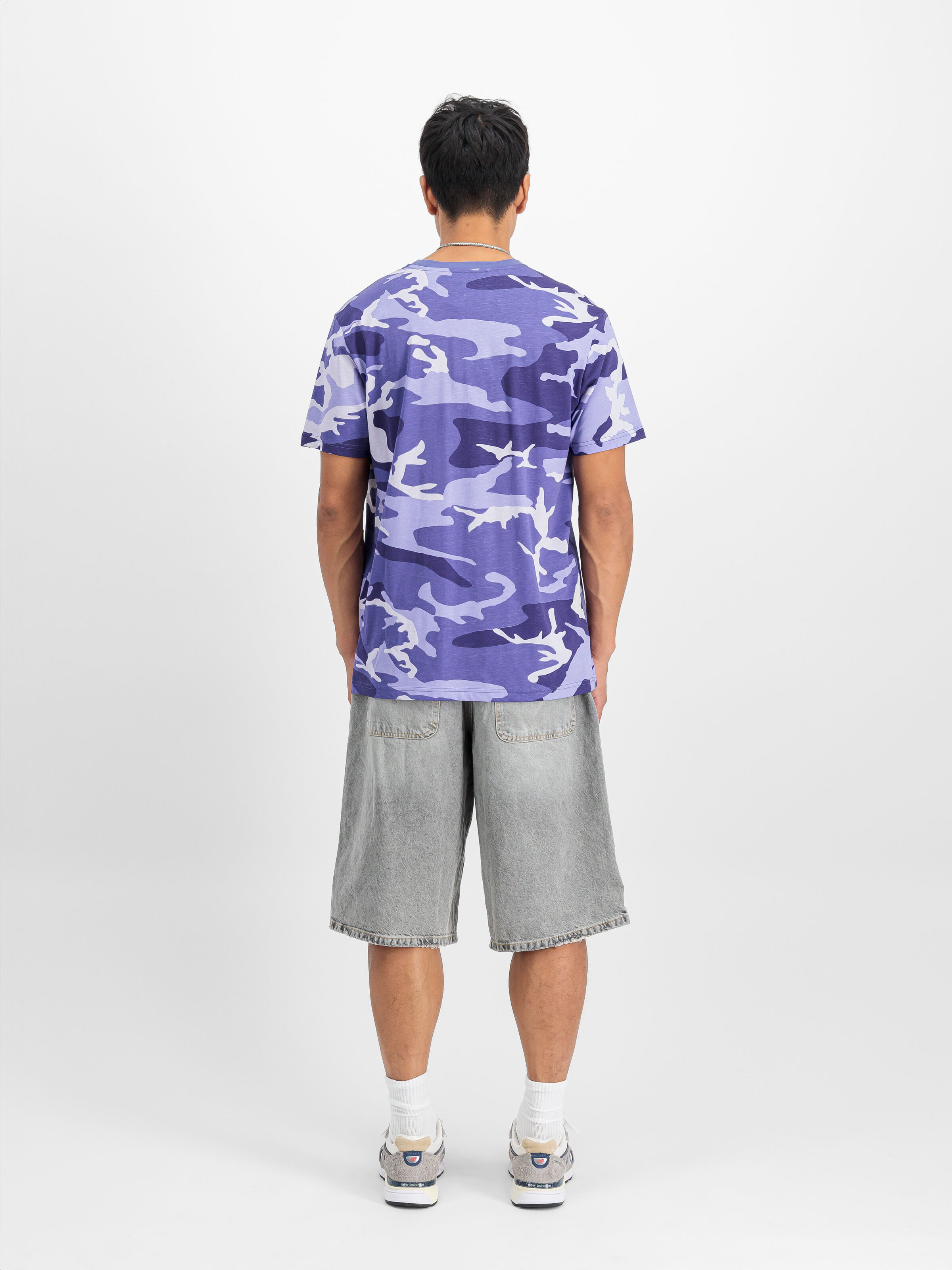 Basic Big Logo Camo PP T-Shirt night purple camo 100501CPP_738_2_model_00002_118656