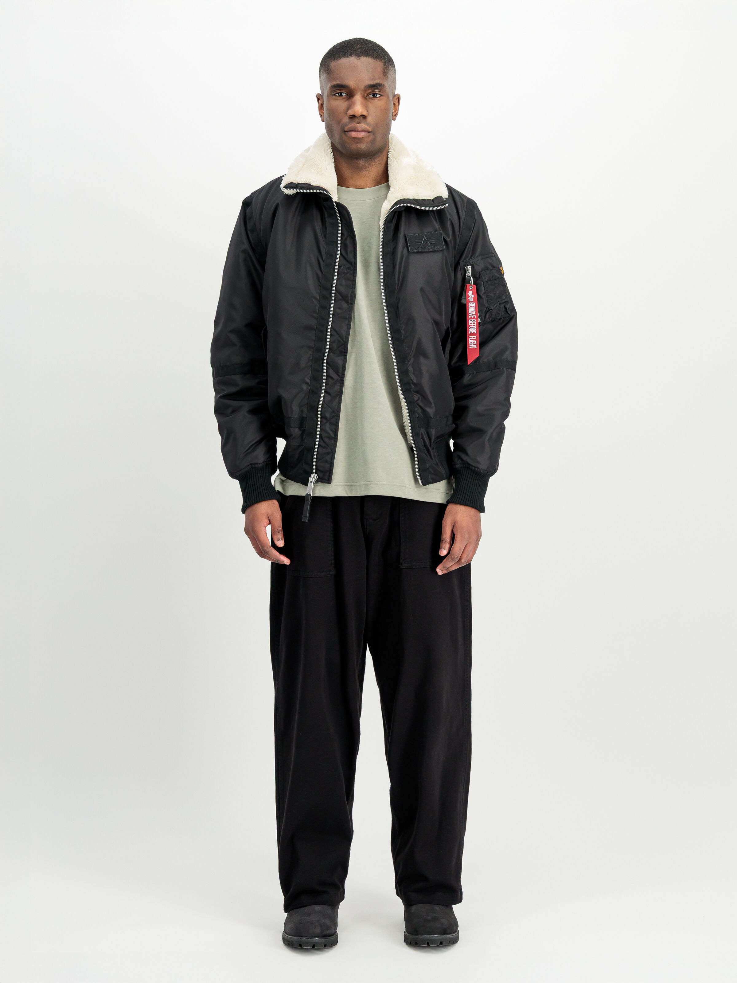 B-15 III TT Two Tone Bomber Jacket black/beige 198122_461_2_model_00001_226883