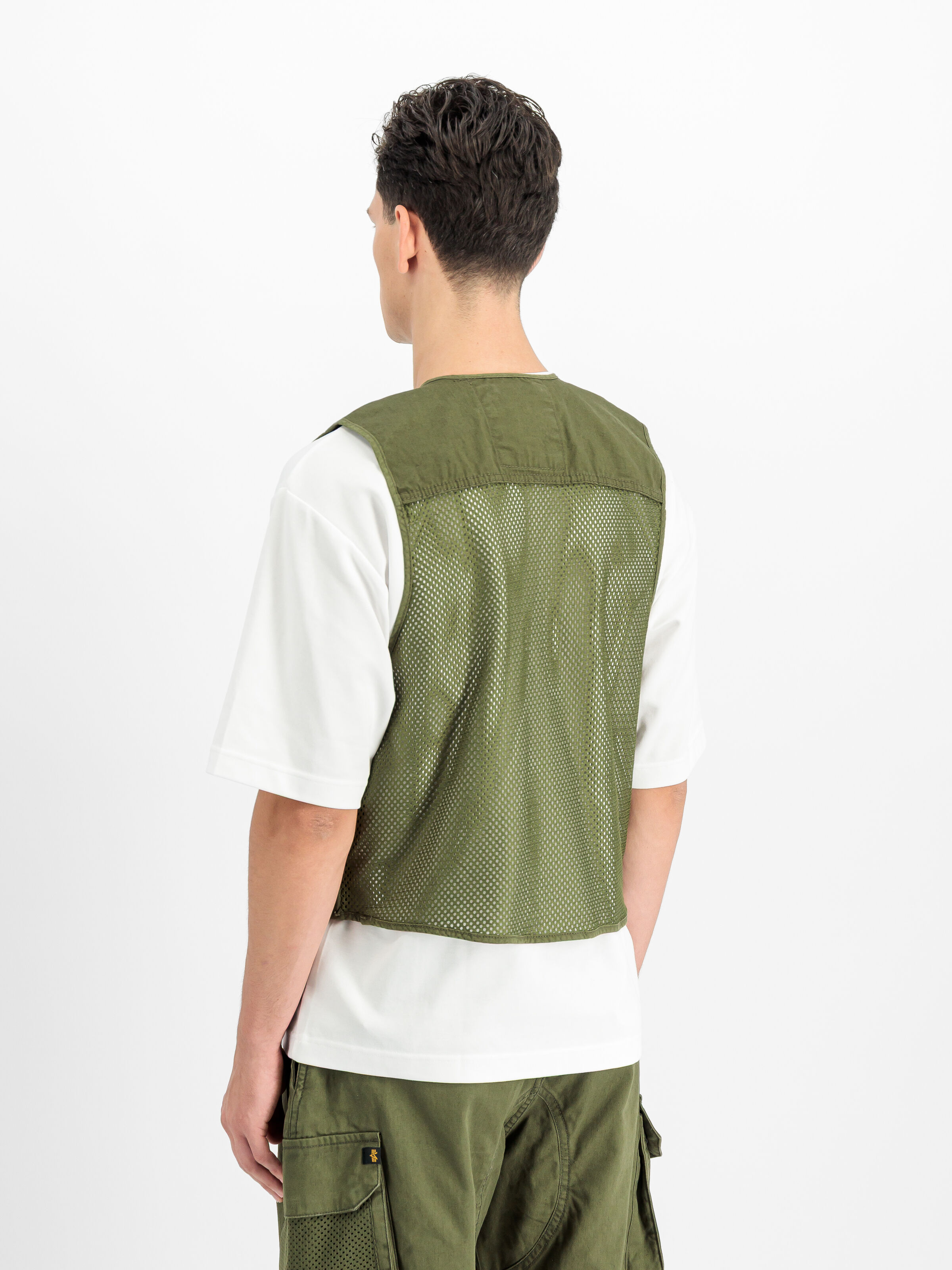 Mesh Utility Vest dark olive 266109_142_2_model_00003_223788