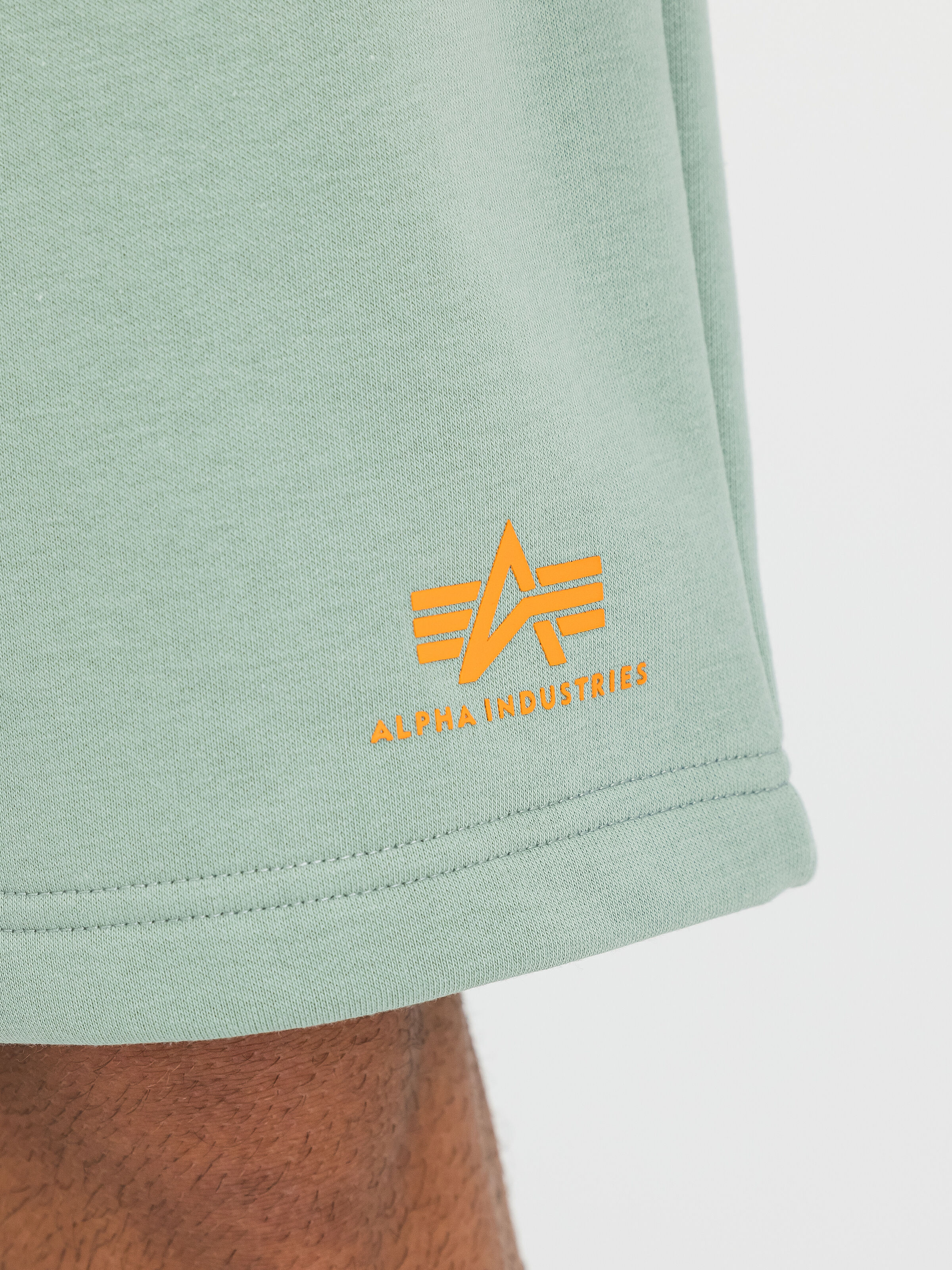 Basic Small Logo II Short frost green 156367_30_3_detail_00001_209605