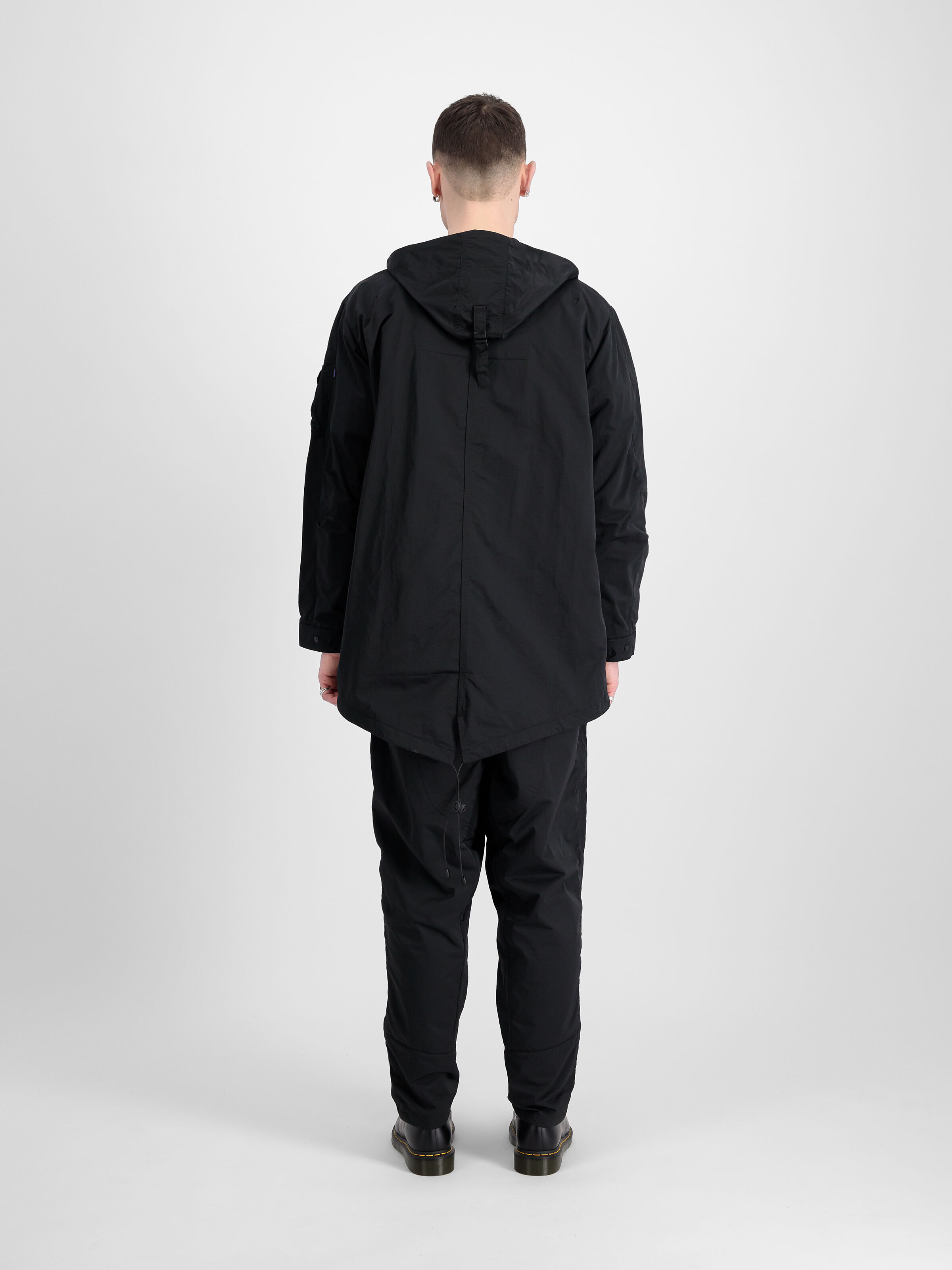 Utility UV Fishtail Jacket black 146117UV_03_2_model_00002_102854