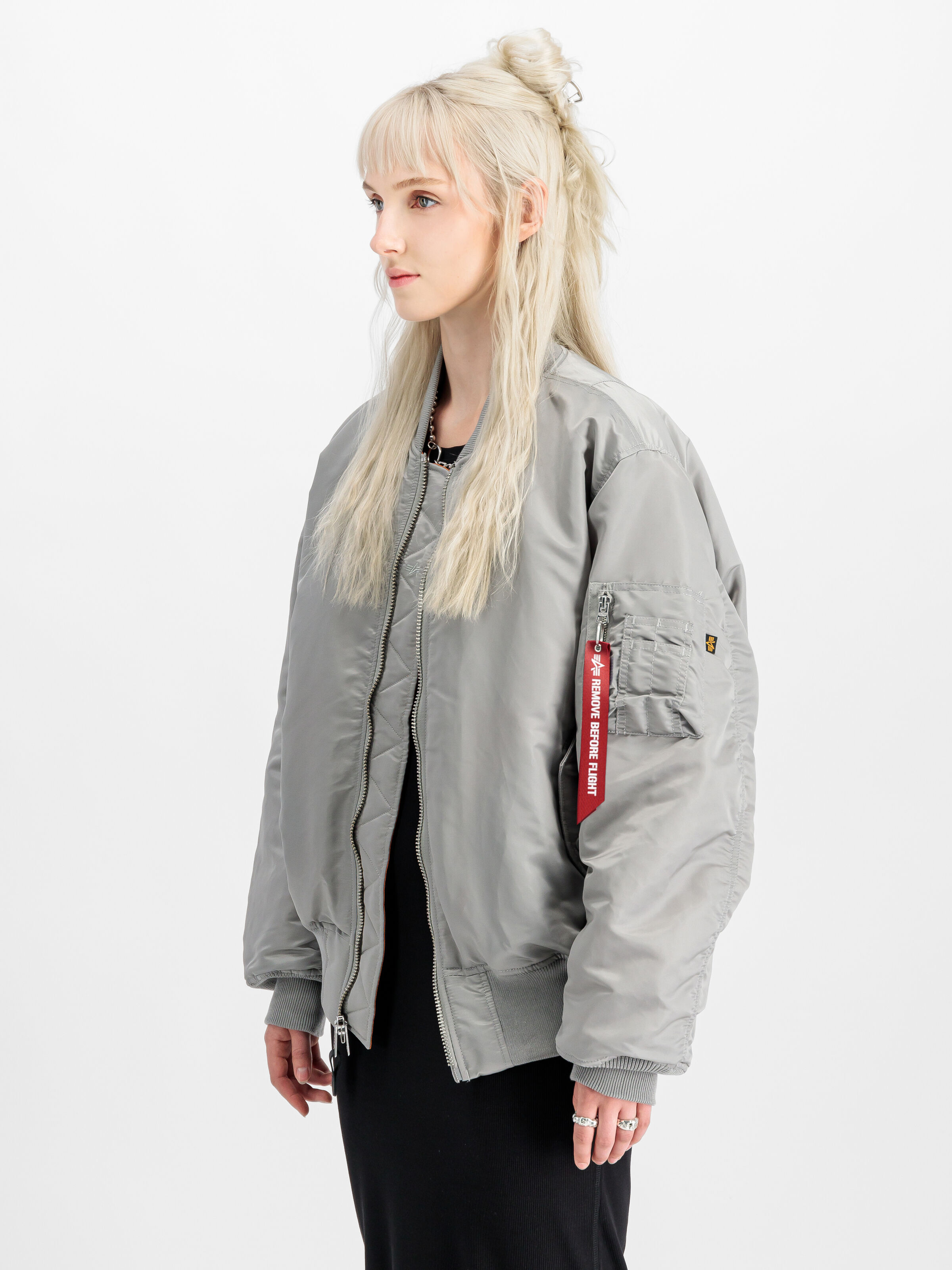 MA-1 Heritage Bomber Jacket silver 100101_31_2_model_00003_247838
