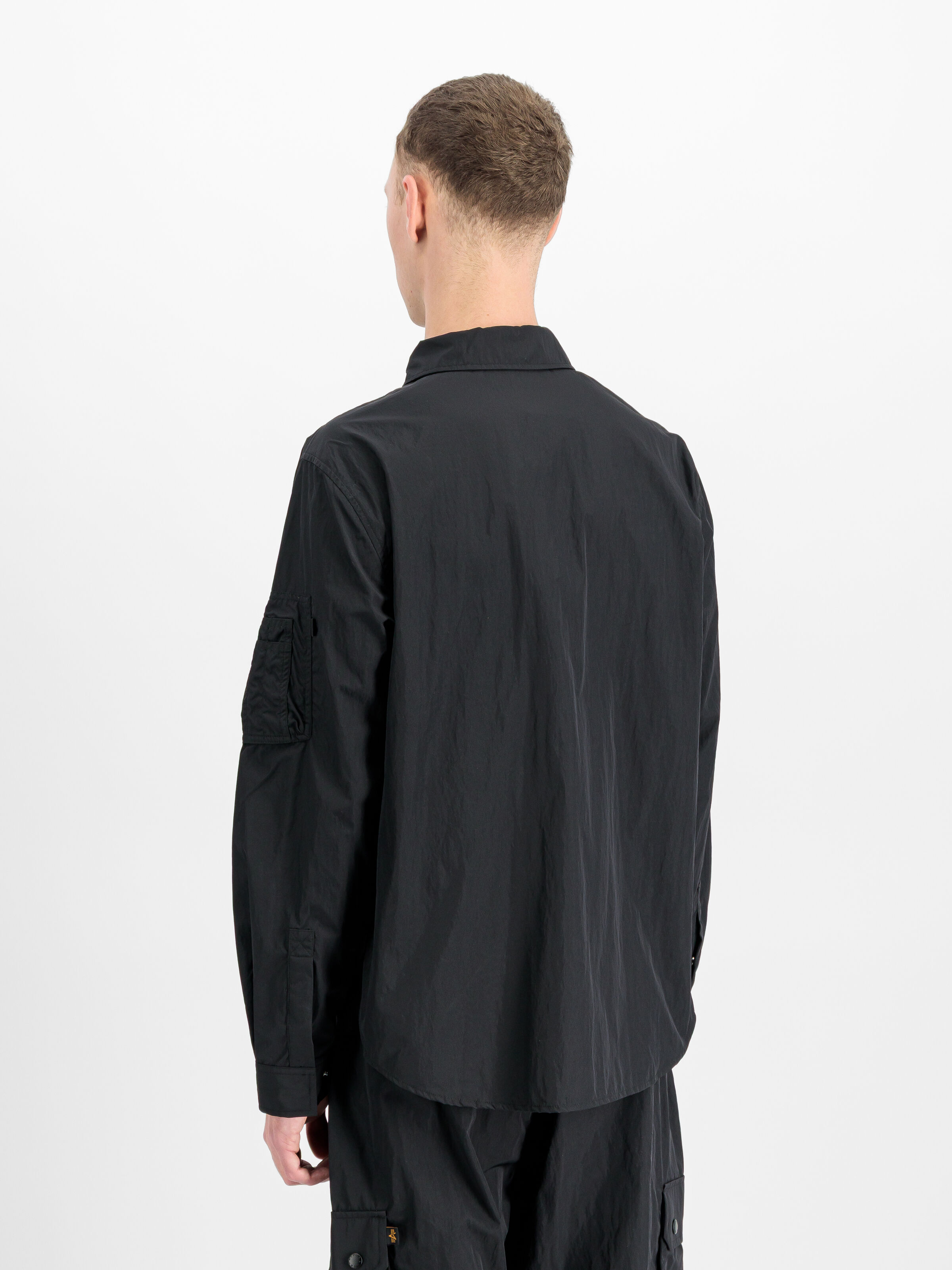 Combat Overshirt black 268155_03_2_model_00003_243327