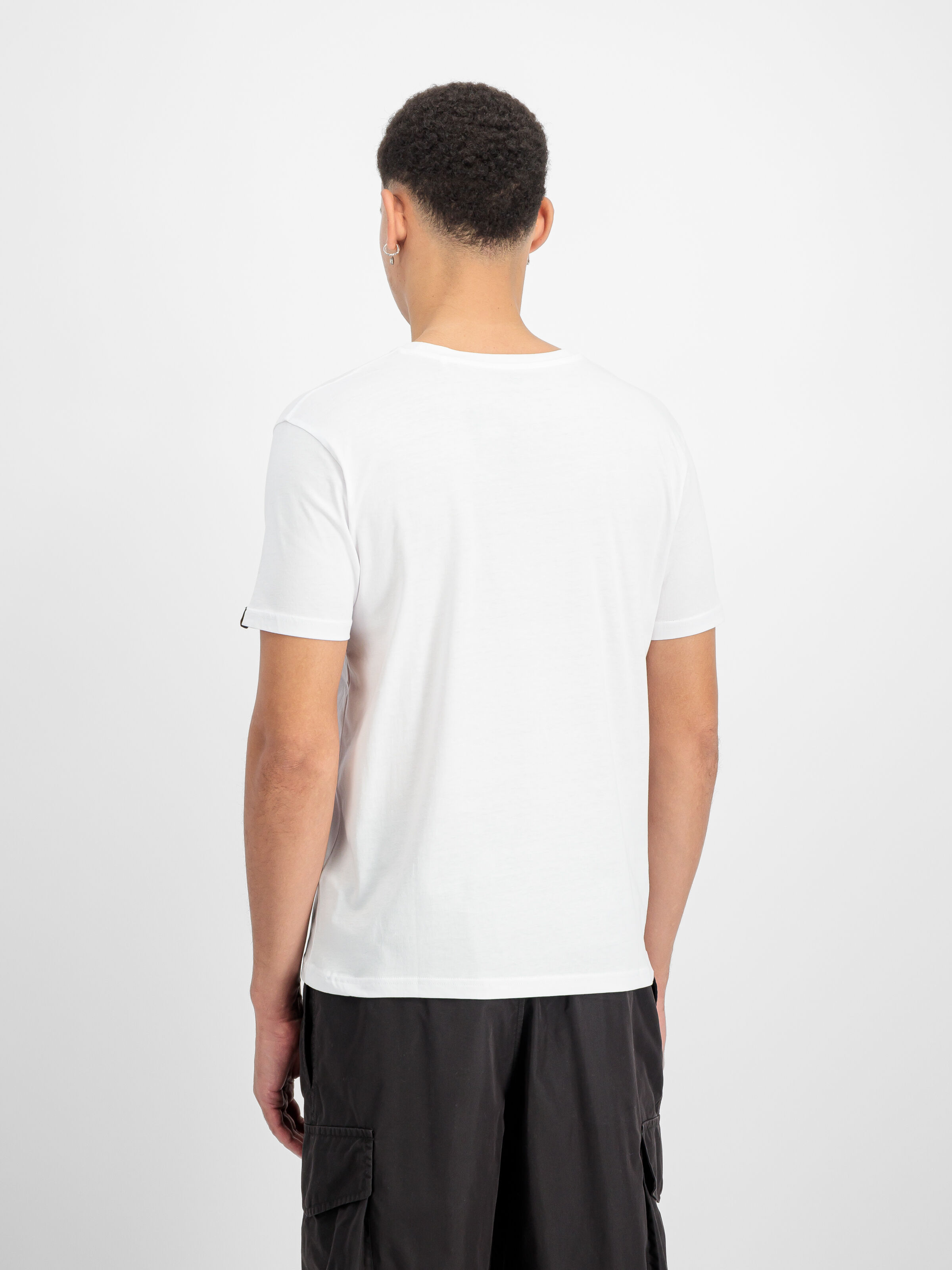 Basic Big Logo Rubber T-Shirt white 100501RB_09_2_model_00003_185365