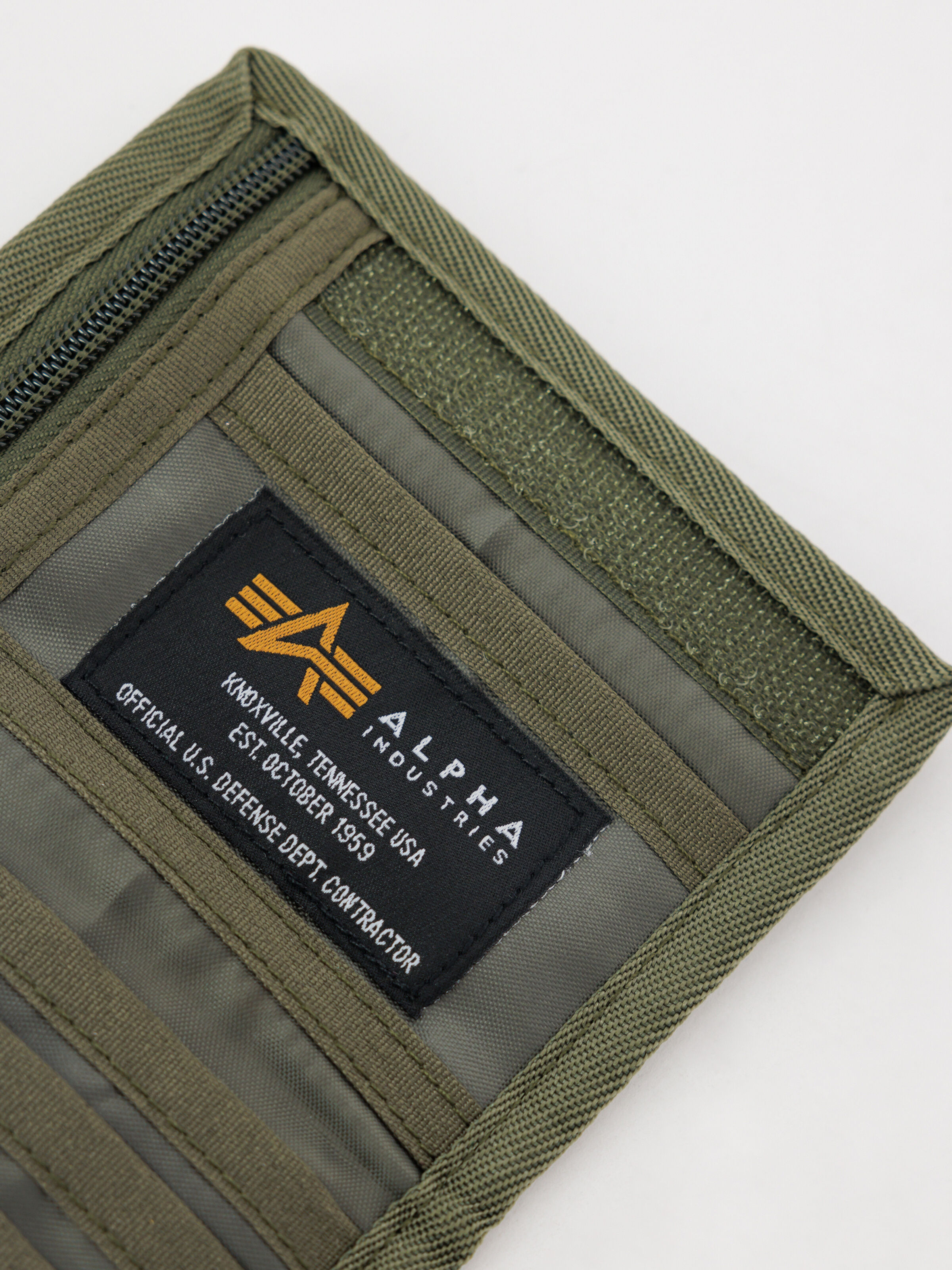 Utility Wallet sage-green 108958_01_alpha_industries_utility_wallet_005_183121
