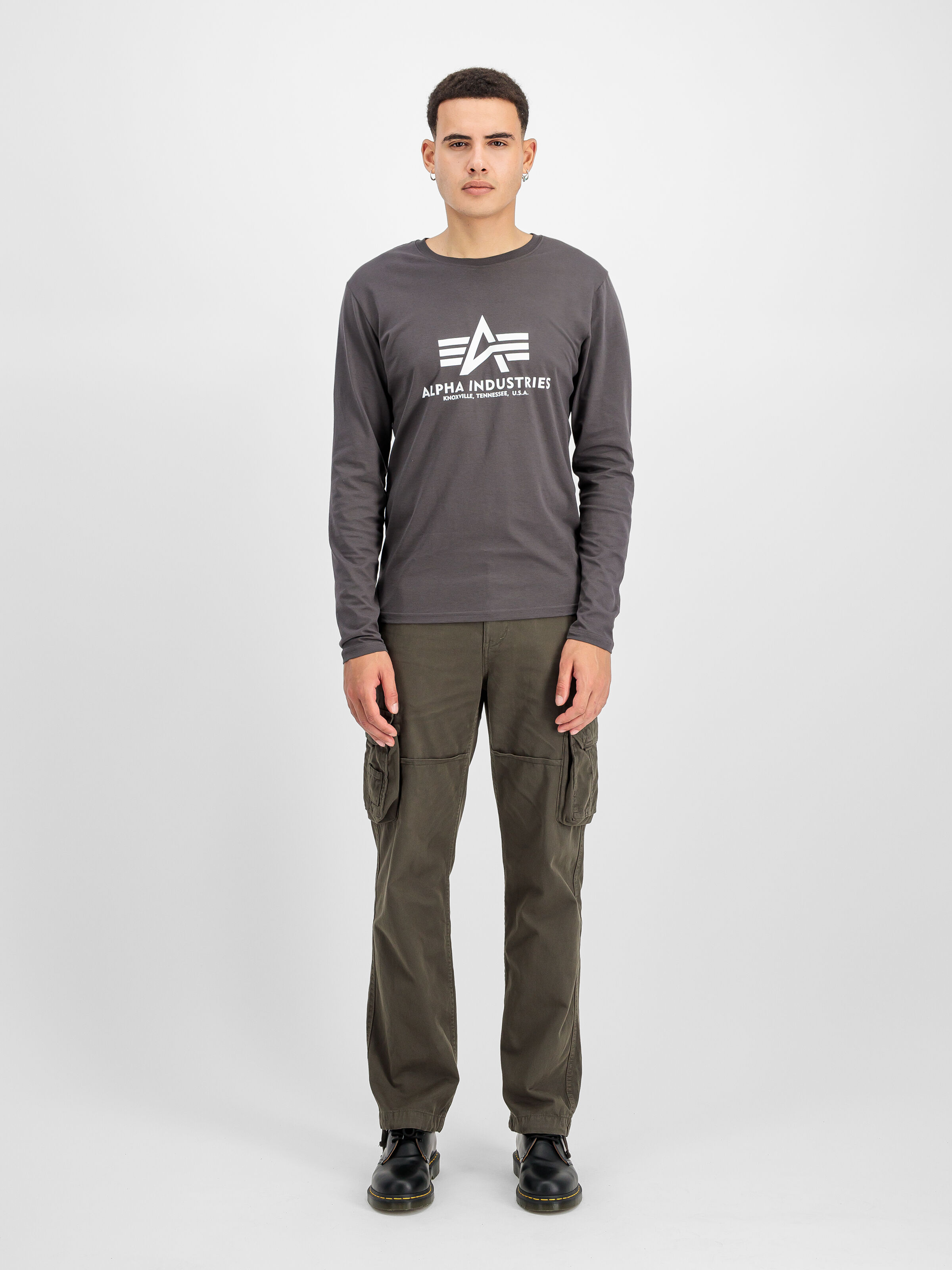 Basic Big Logo Longsleeve vintage grey 100510_684_2_model_00001_185443