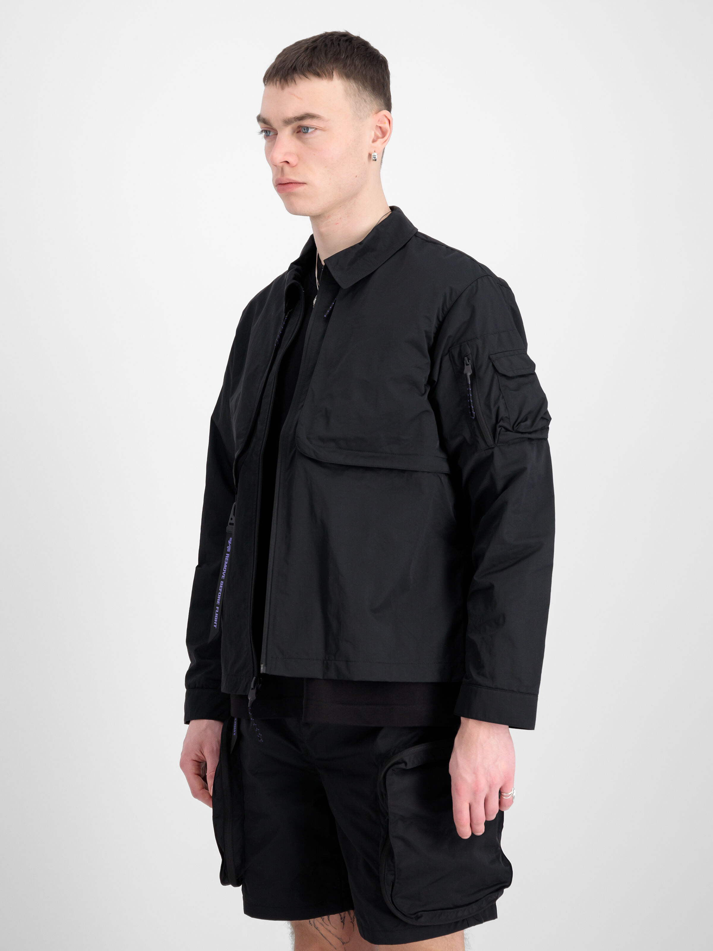 Utility UV Shirt black 146118UV_03_2_model_00003_102879