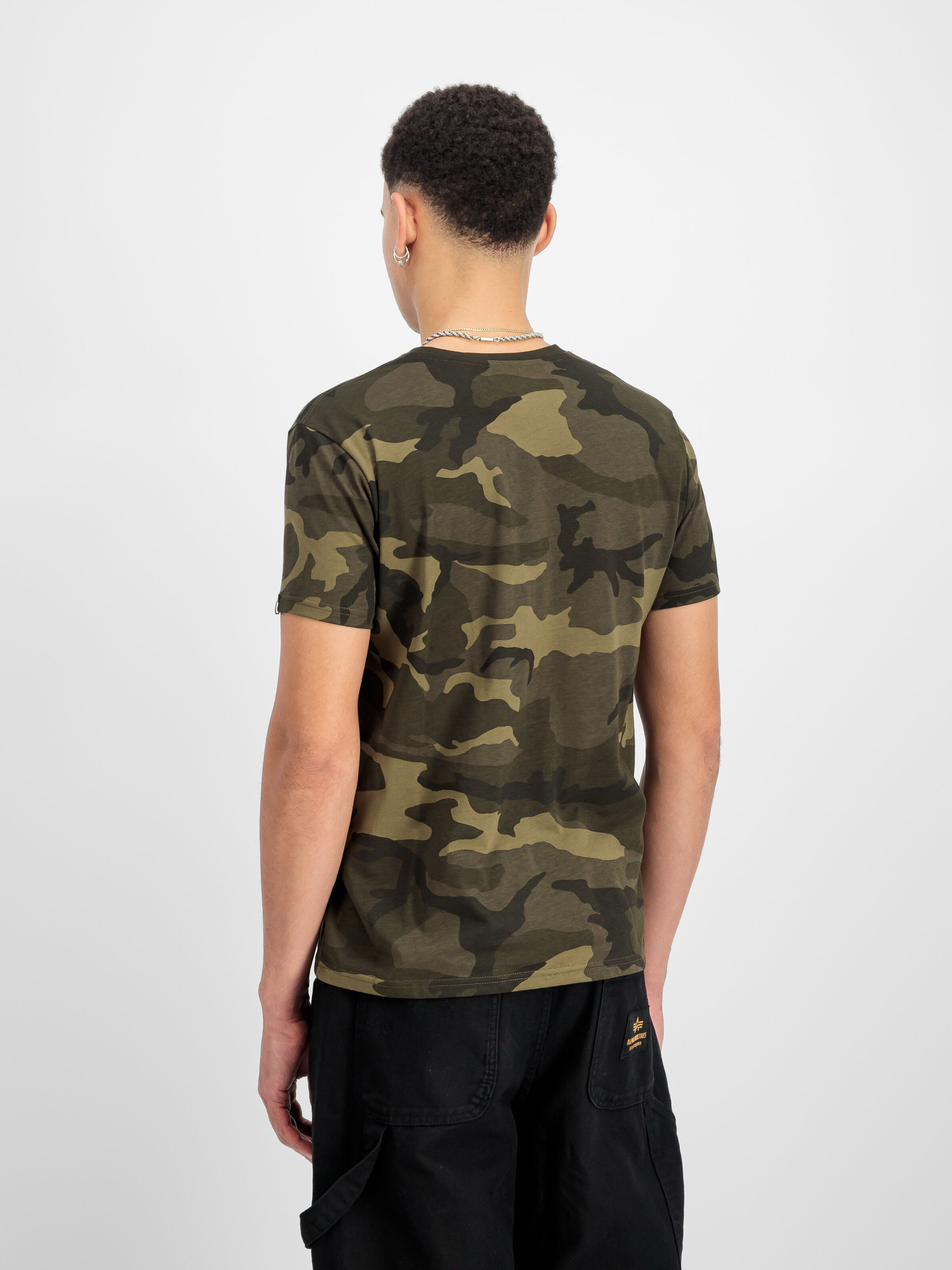 Basic Big Logo Camo T-Shirt olive camo 100501C_239_2_model_00003_183329